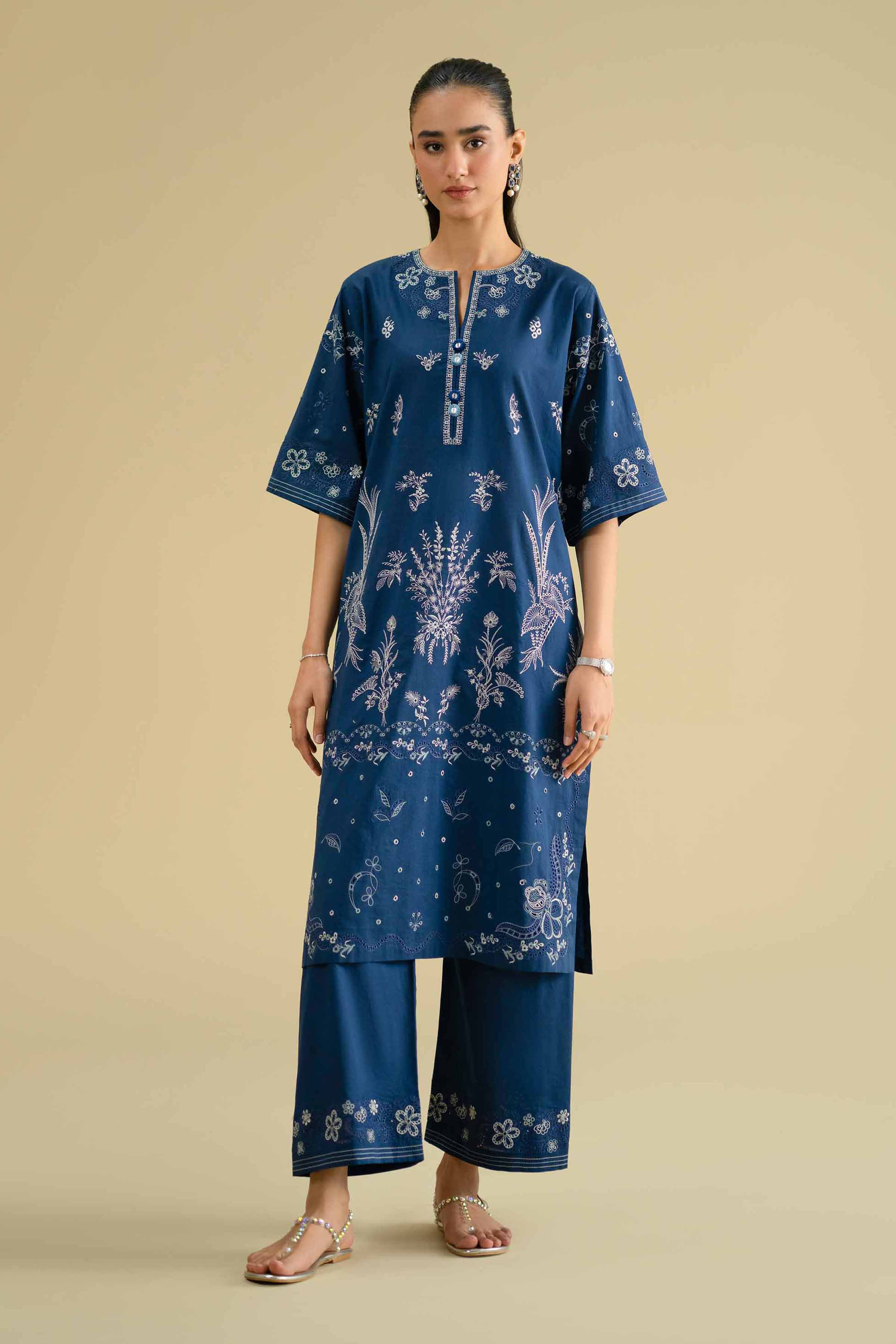 Nishat Linen Kfe26-54 Luxury Pret 2026
