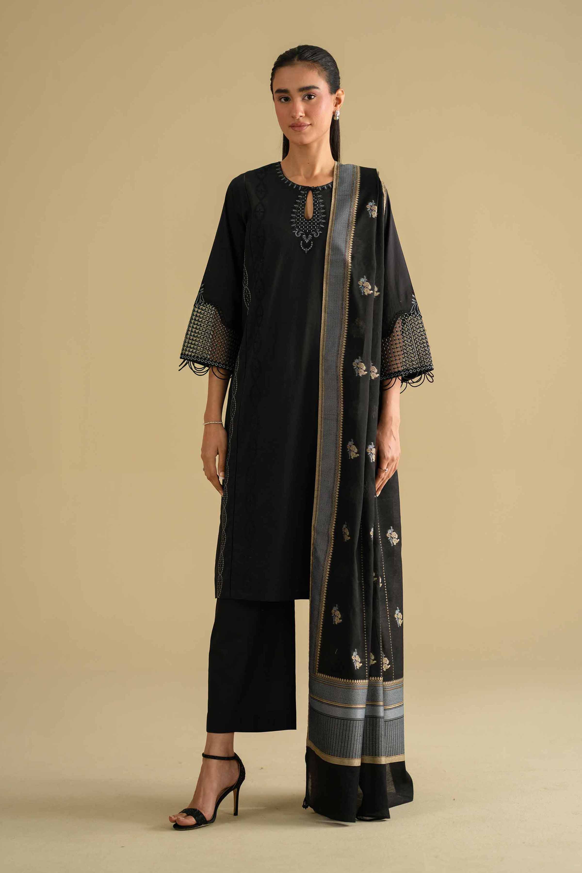 Nishat Linen Kfe26-82 Luxury Pret 2026