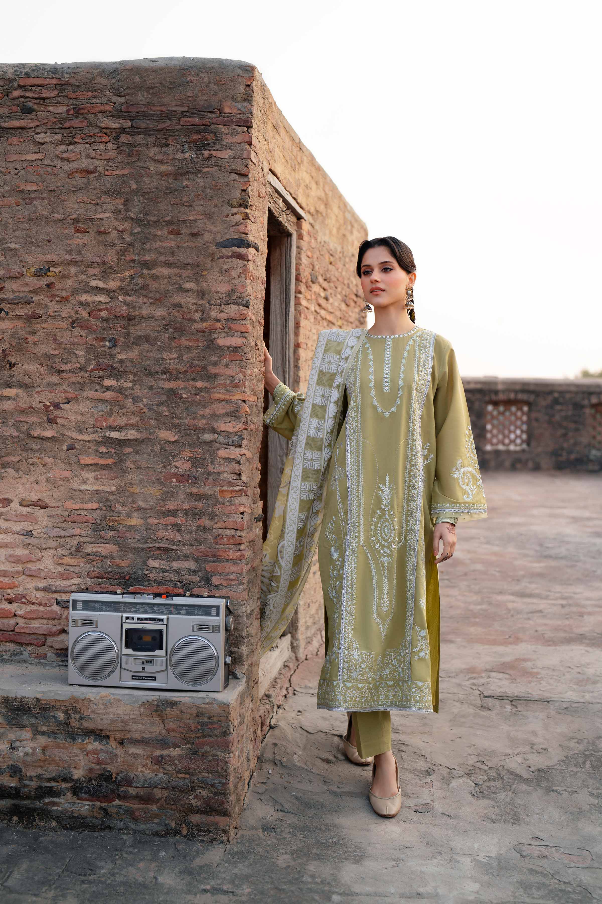Nishat Linen PE26-314 Eid Harmony Prets 2026 - Image 2