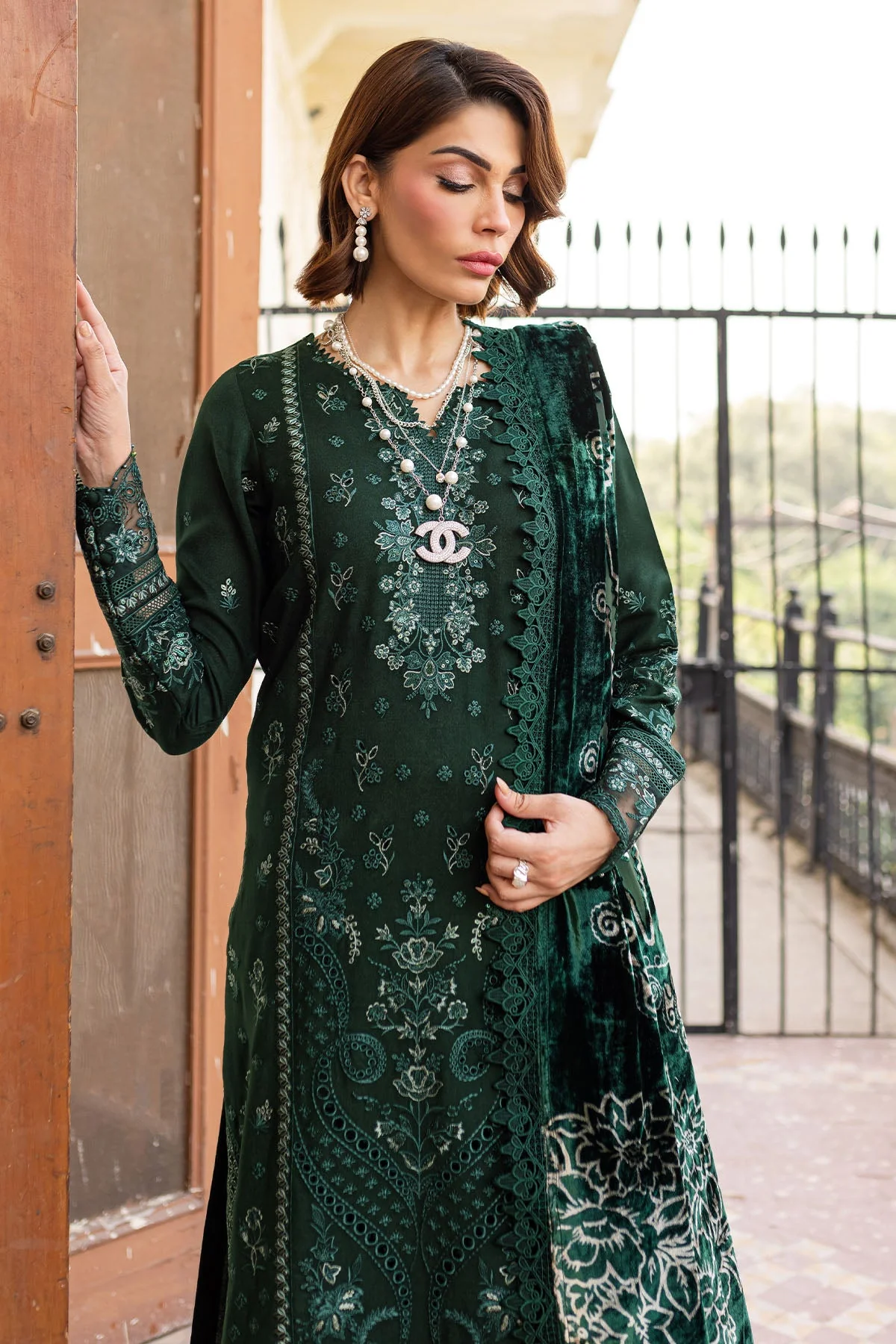 Nureh NE-122 Exclusive Shawls 2024 - Image 2