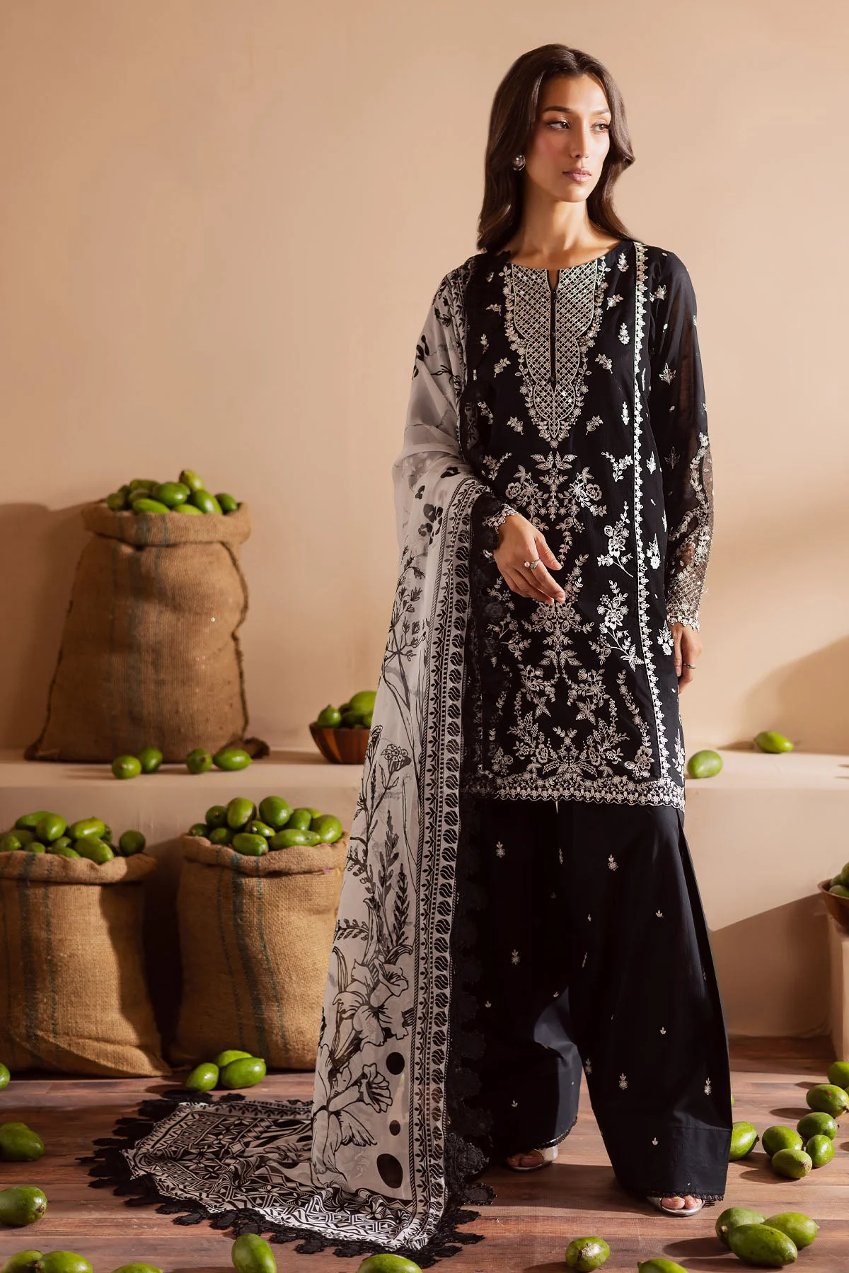 Nureh NE- 165 Koyal Monochrome Collection 2025