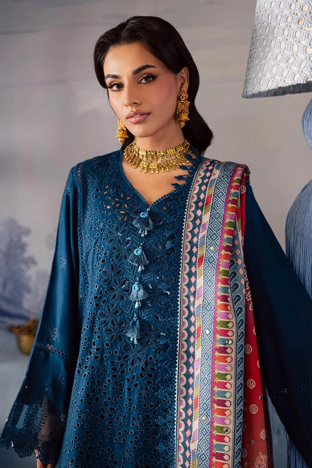Nureh NE-206 Exclusive Bazaar Shawl Collection 2025 - Image 2