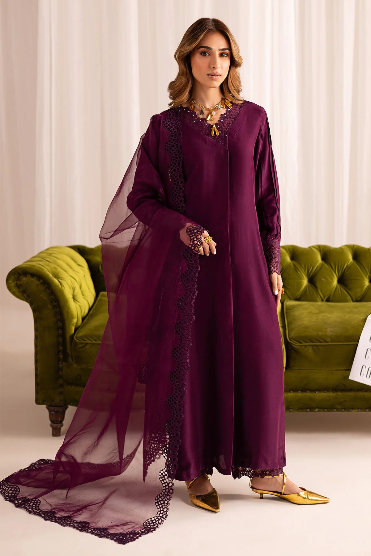 Nureh NP-652 Fancy Formal Prets 2025