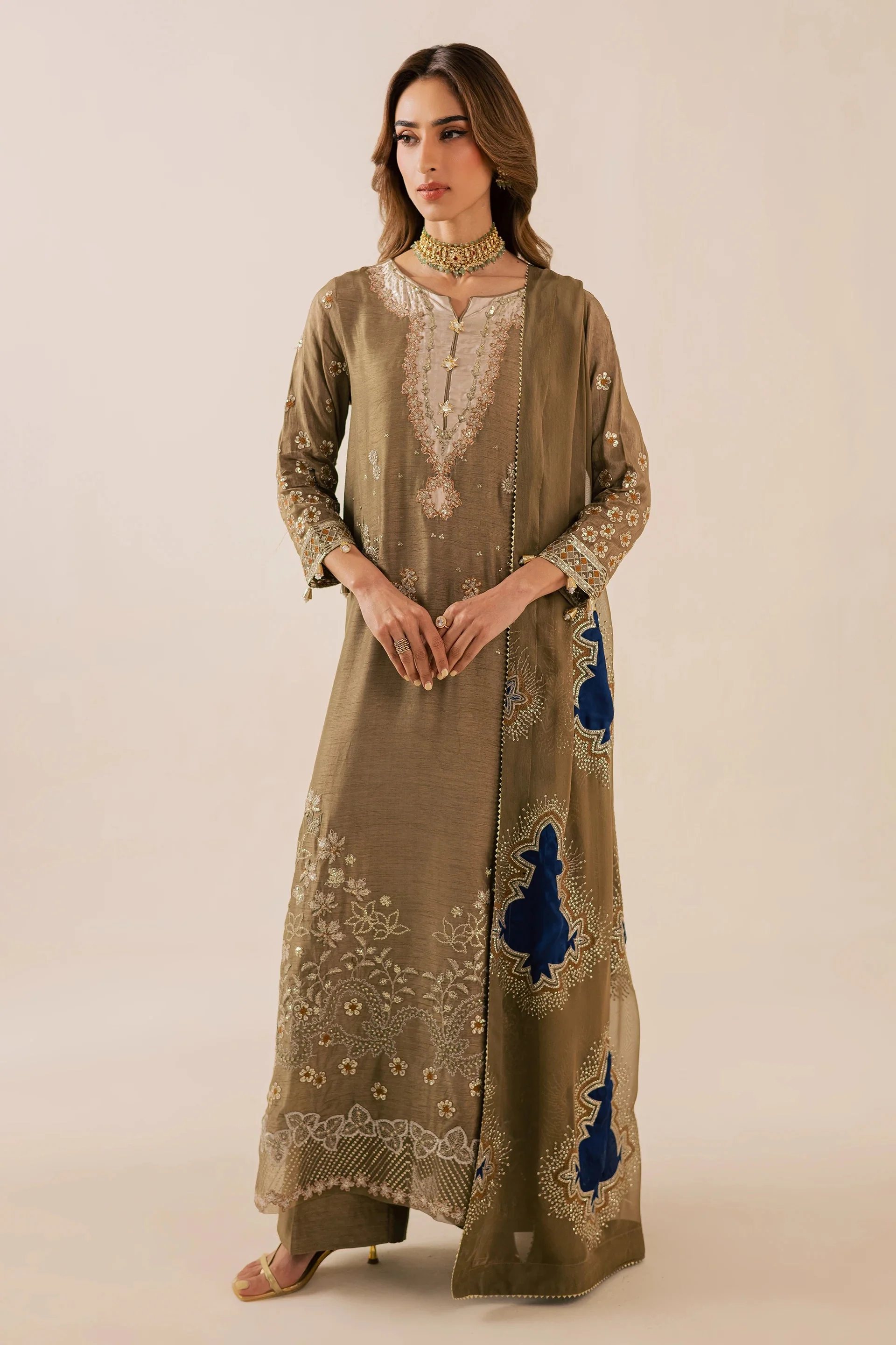 Nureh NP-748 Fancy Formal Pret 2026
