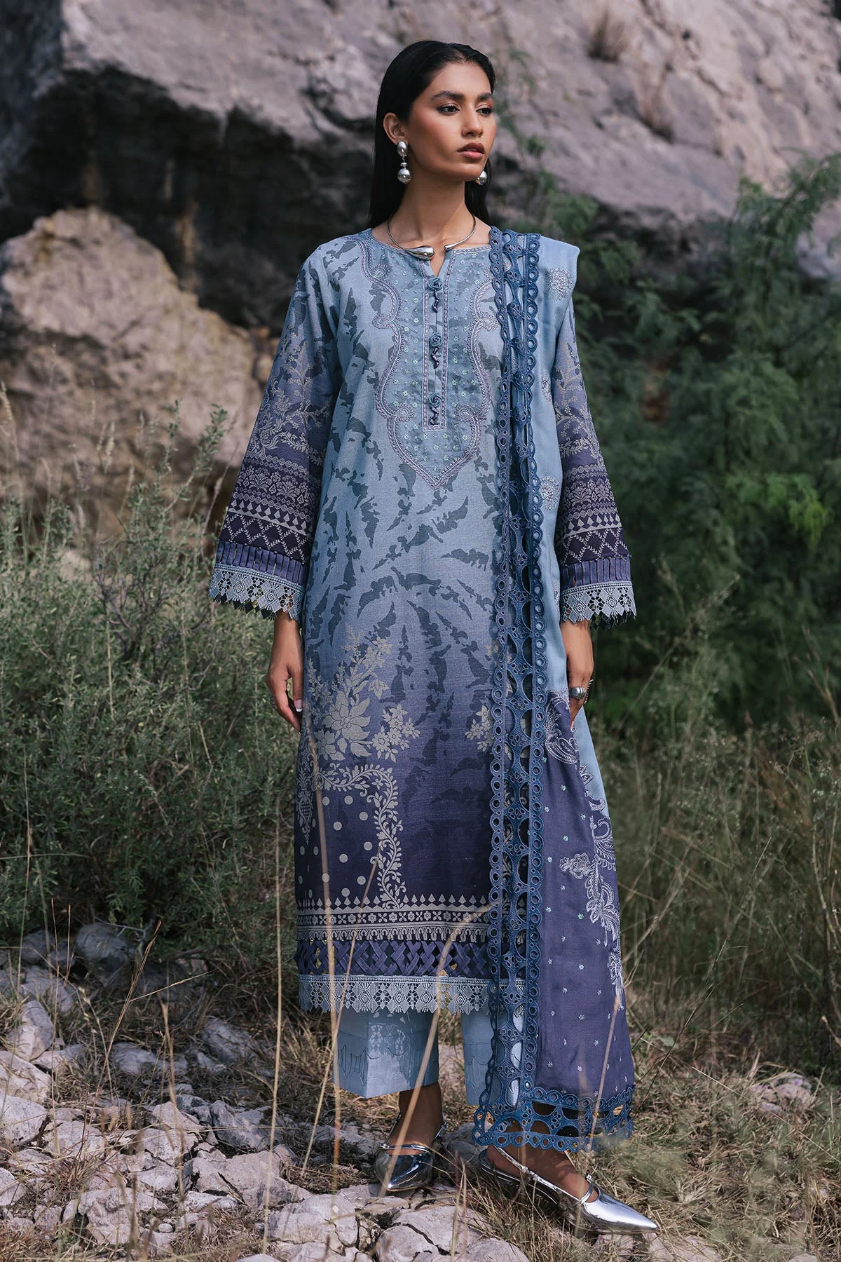 Nureh NW-99 Maya Nomad Shawl 2025