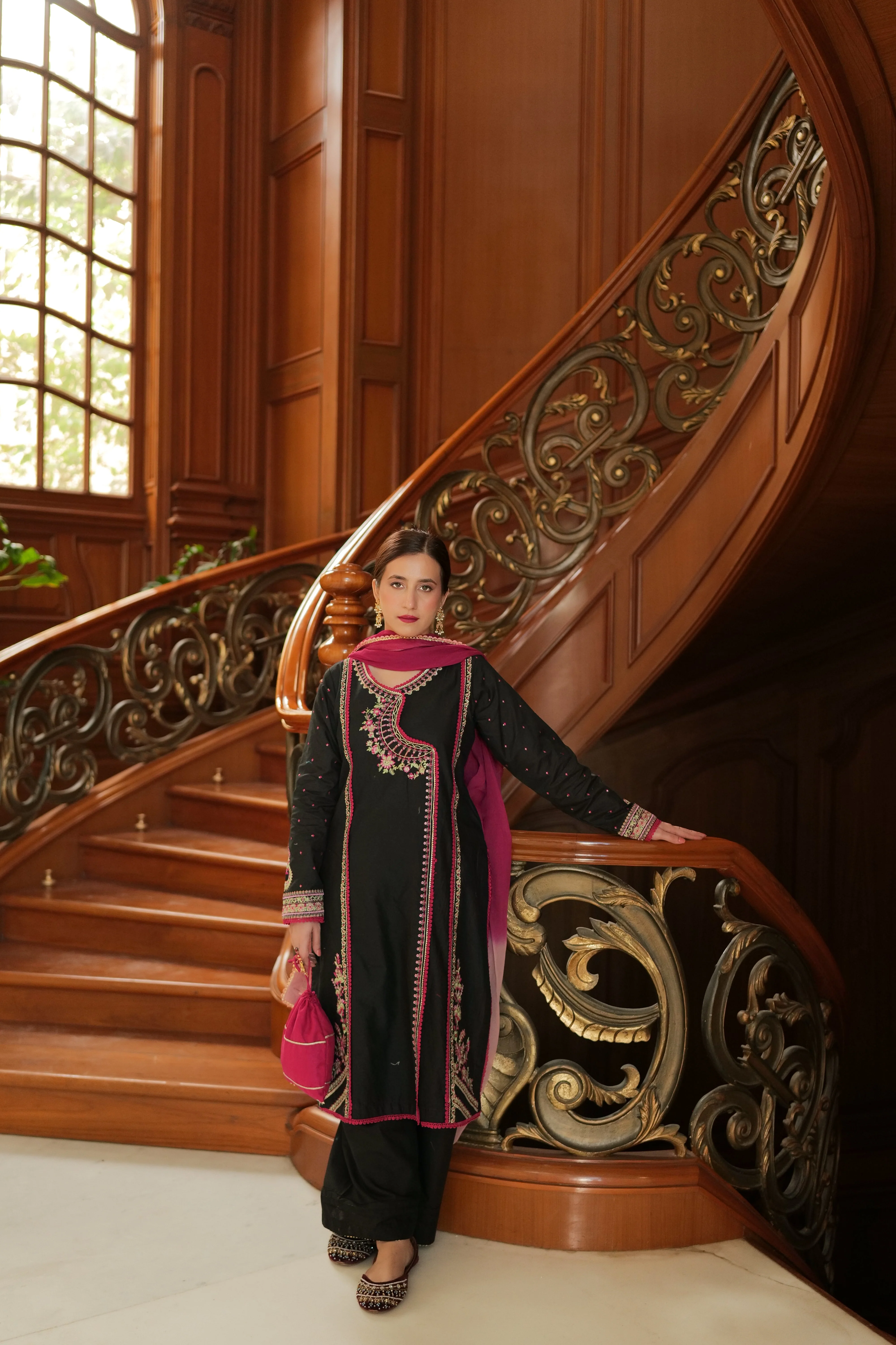 Omal Taaj - 3pc Meethi Eid 2025