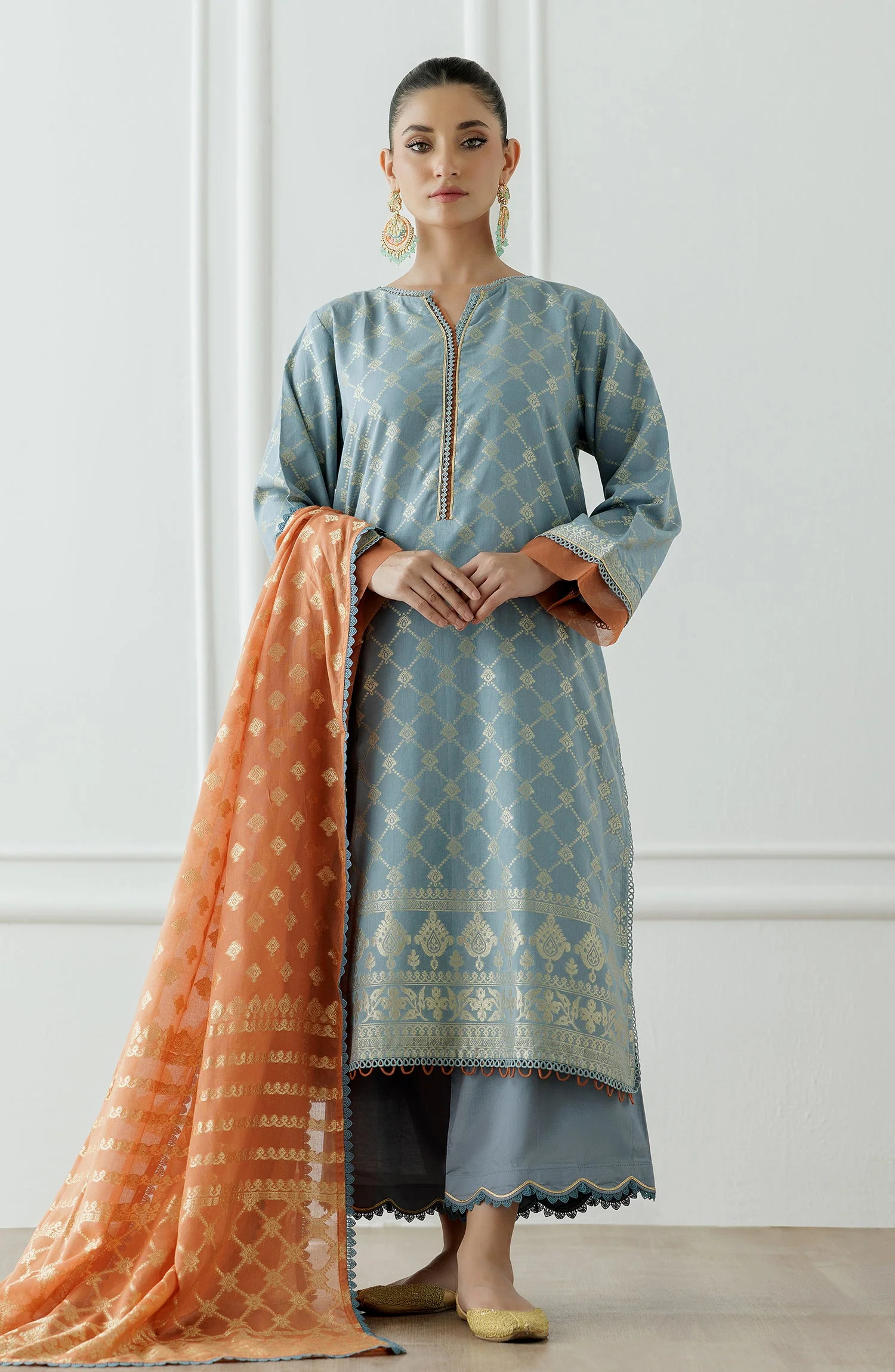 Orient OTL-25-259 Signature Lawn Drop 1 2026