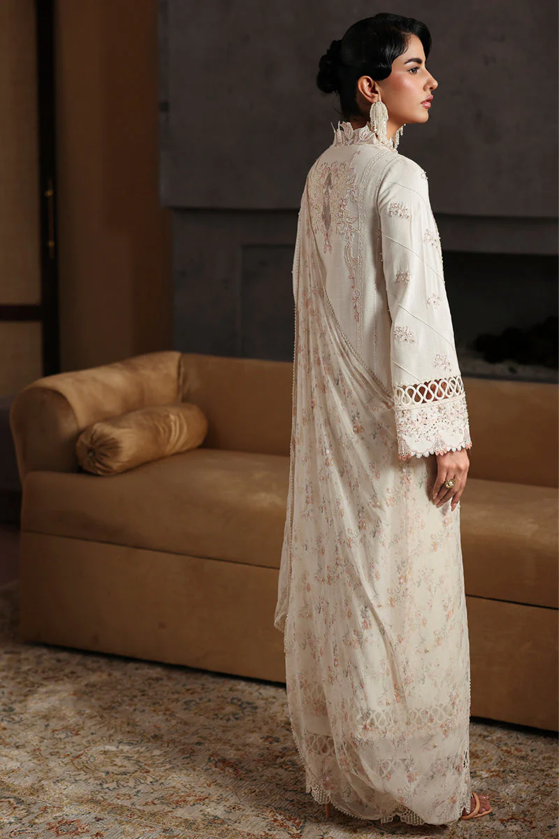Qalamkar LP-01 Nooray Luxury Pret 2025 - Image 2