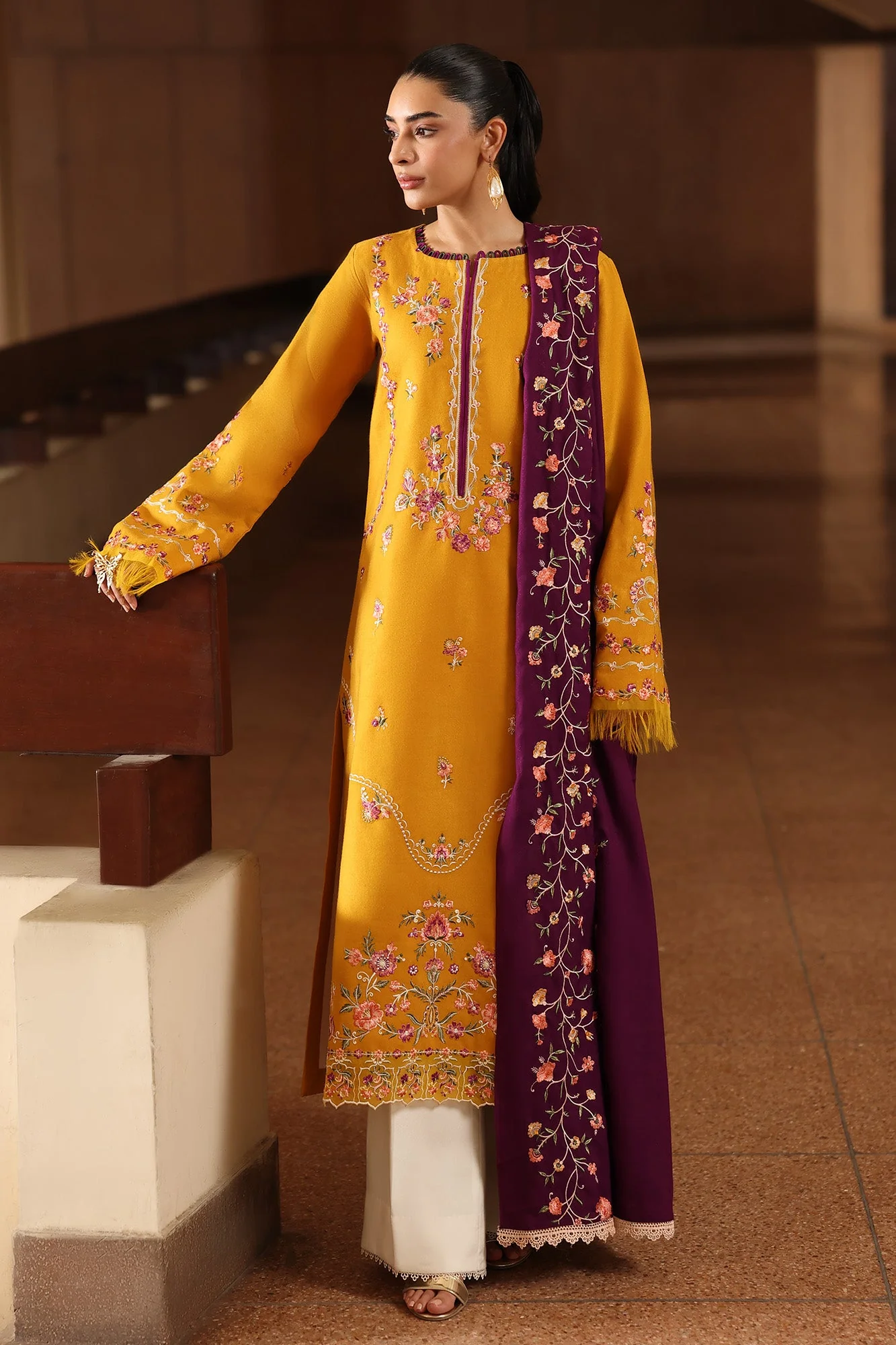 Raj Bari Shawl Design # 03 Winter Shawl Exclusive 2025