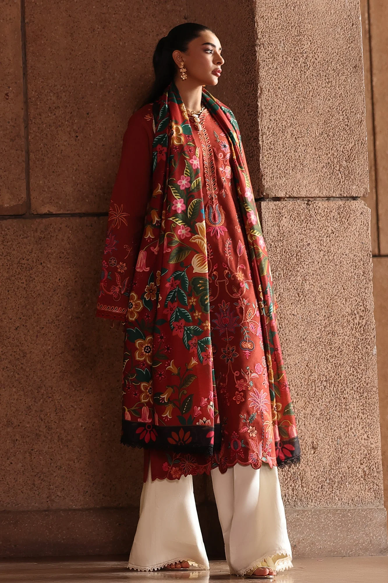 Raj Bari Shawl Design # 10 Winter Shawl Exclusive 2025 - Image 2