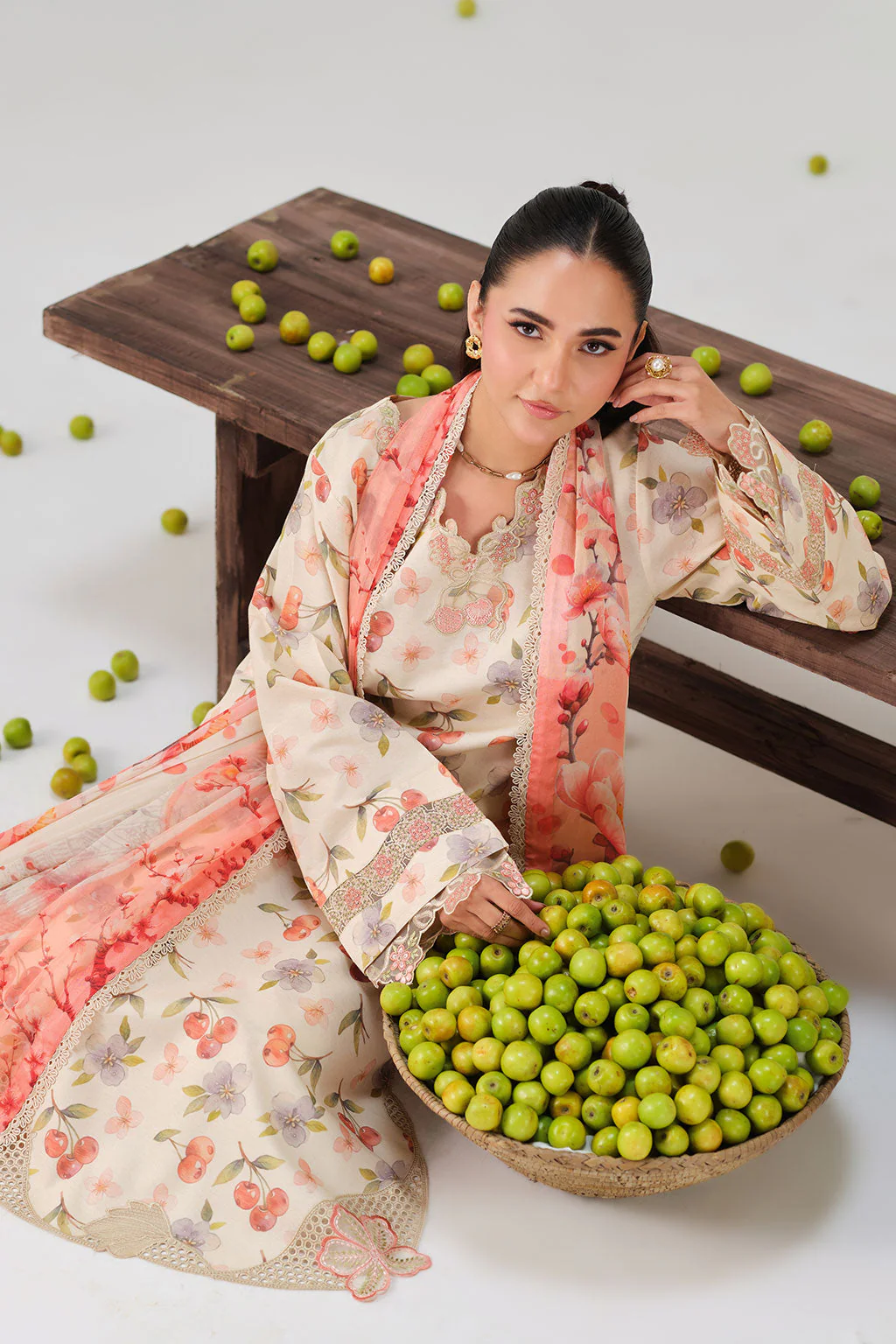 Ramsha N-805 Rangrez Lawn Collection 2026 - Image 2