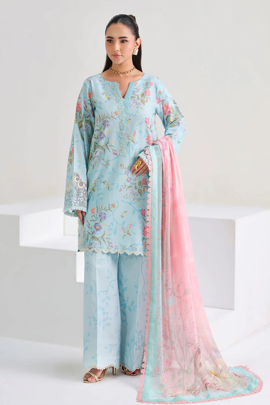 Ramsha N-806 Rangrez Lawn Collection 2026
