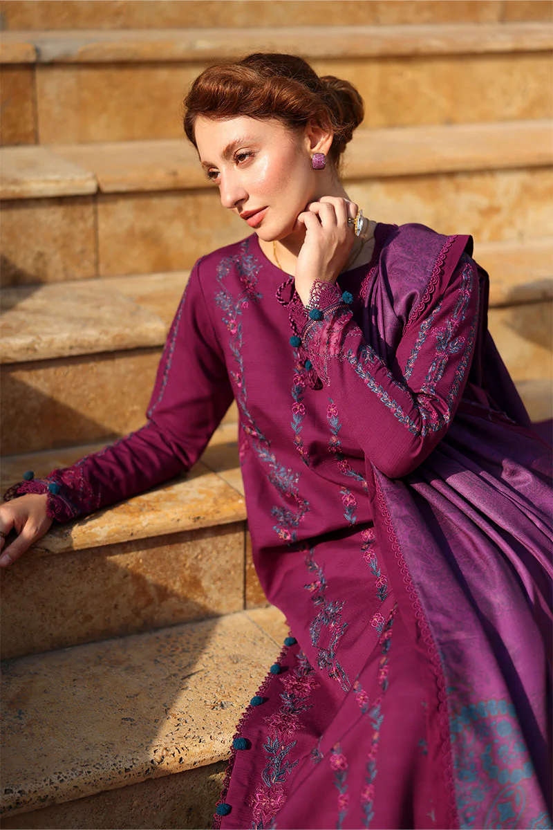 Rang Rasiya Frappe Carnation Luxury Shawl Edit 2025 - Image 2