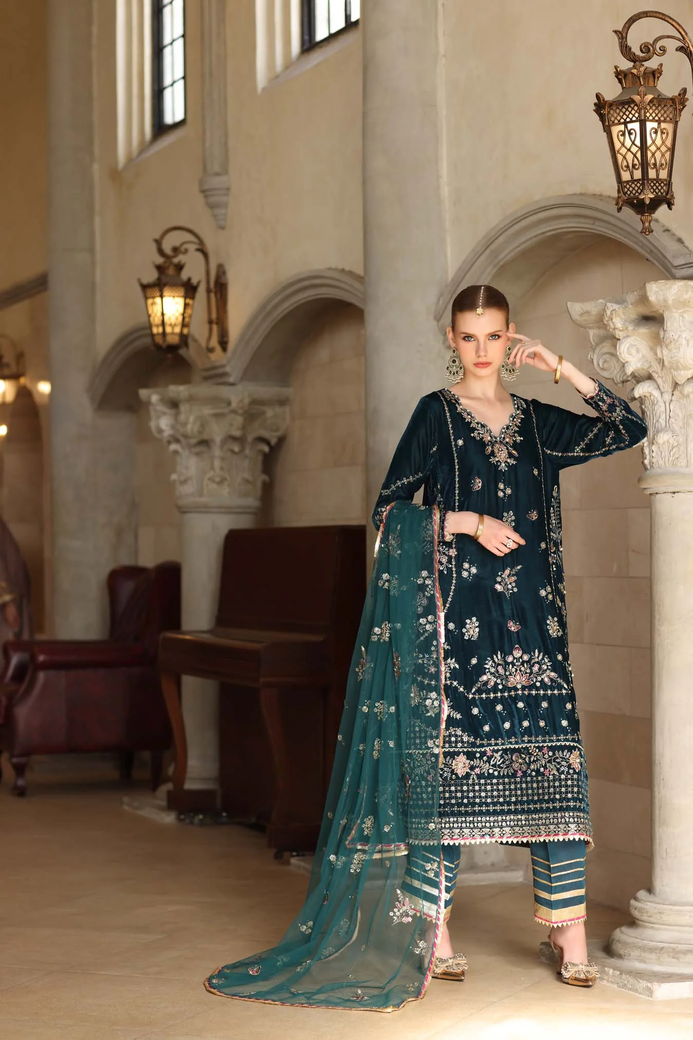 Saadia Asad Andaleeb Noor Handcrafted Velvet 2025 - Image 2