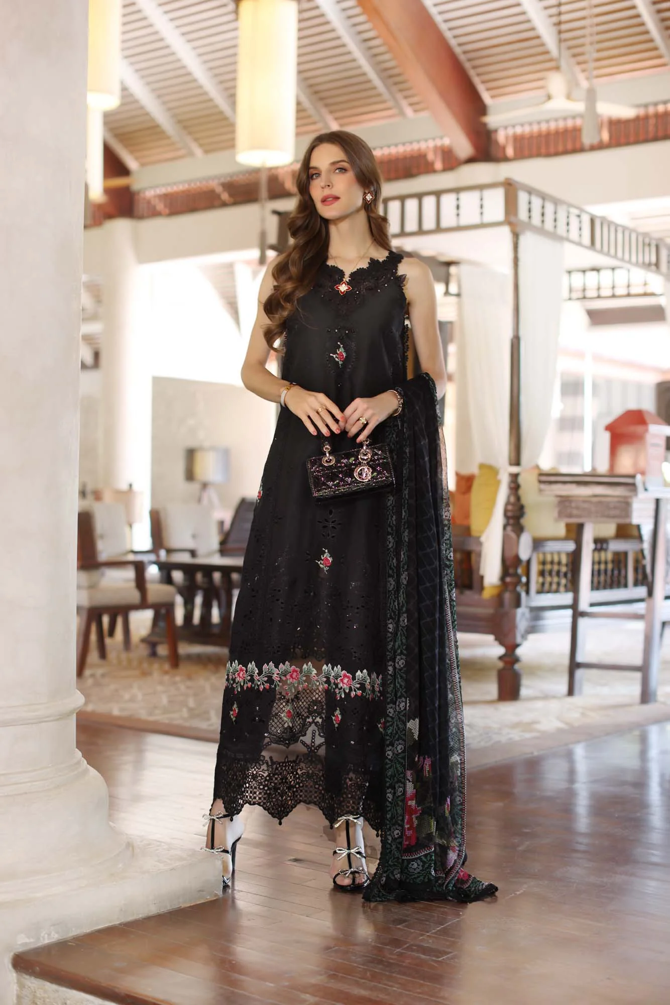 Saadia Asad D4-A Noor Eid Luxury Laserkaari 2025 - Image 2