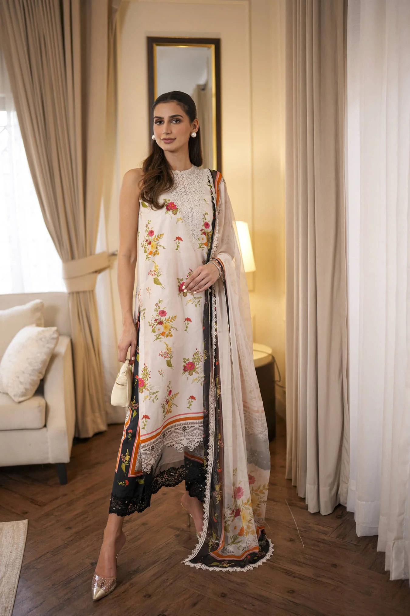 Saadia Asad D4-B Noor Eid Luxe Printedkari 2025 - Image 2