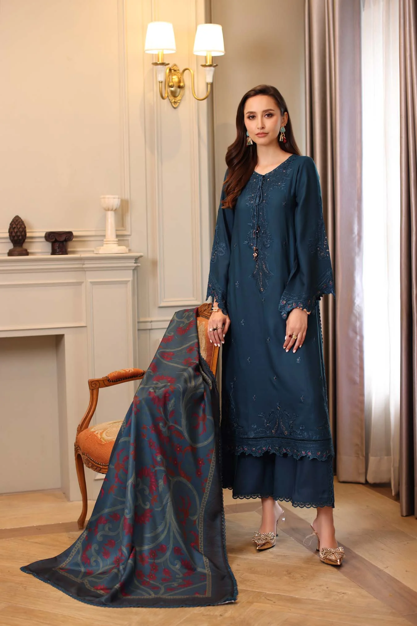 Saadia Asad D5 - B Noor Winter Embroidered Printkhaas 2025 - Image 2