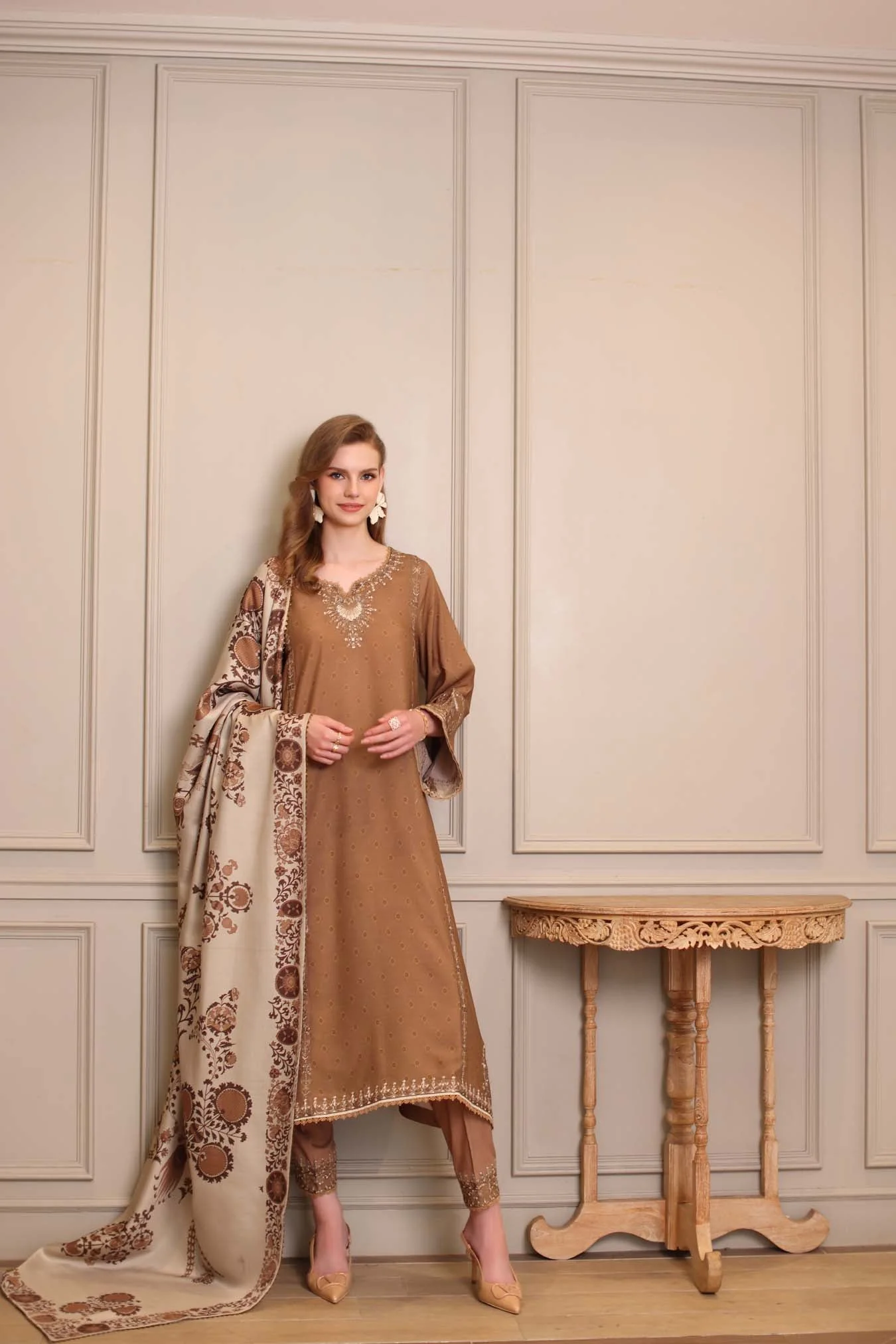 Saadia Asad D6 - A Noor Winter Embroidered Printkhaas 2025 - Image 2