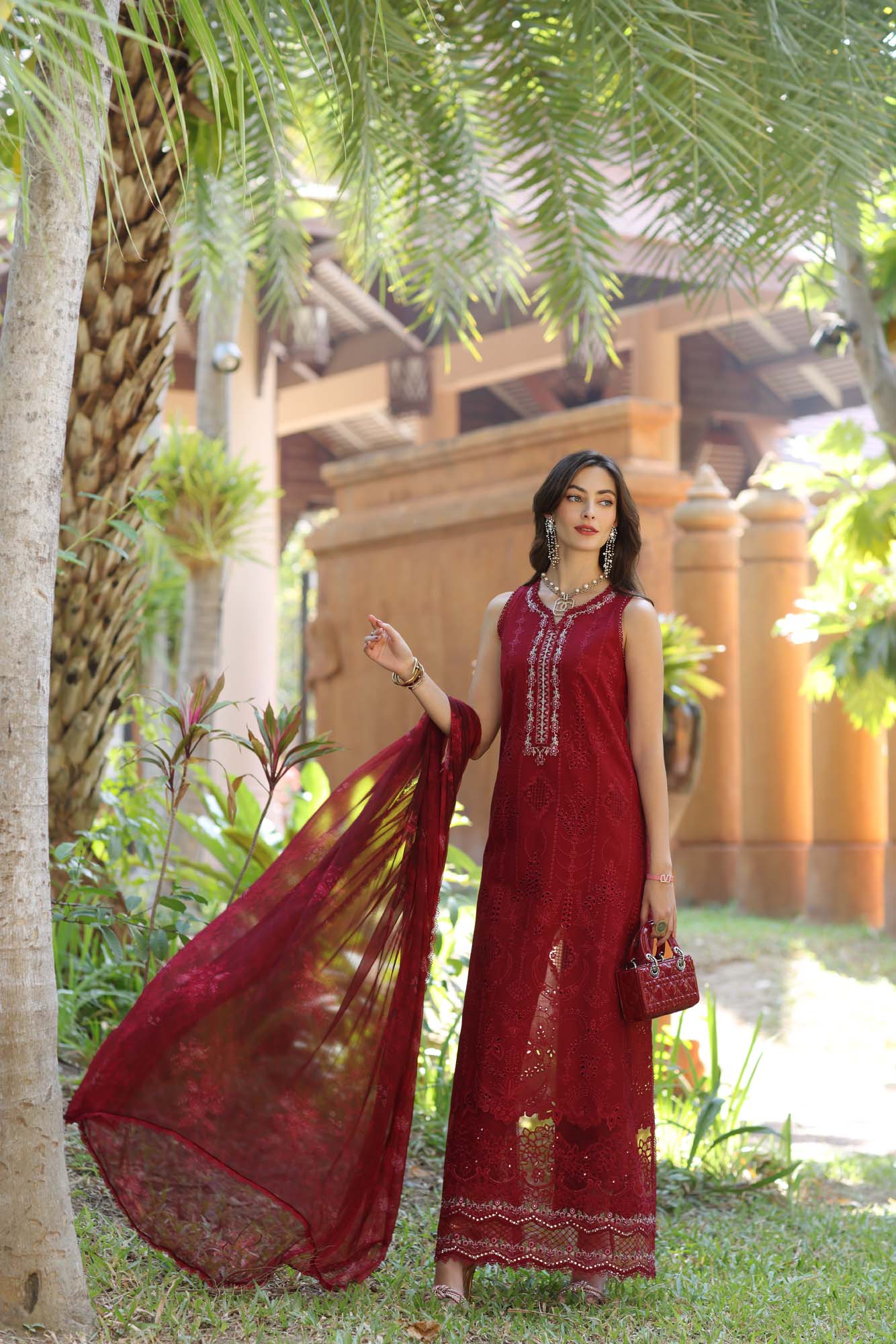 Saadia Asad D7-A Noor Eid Luxury Laserkaari 2025