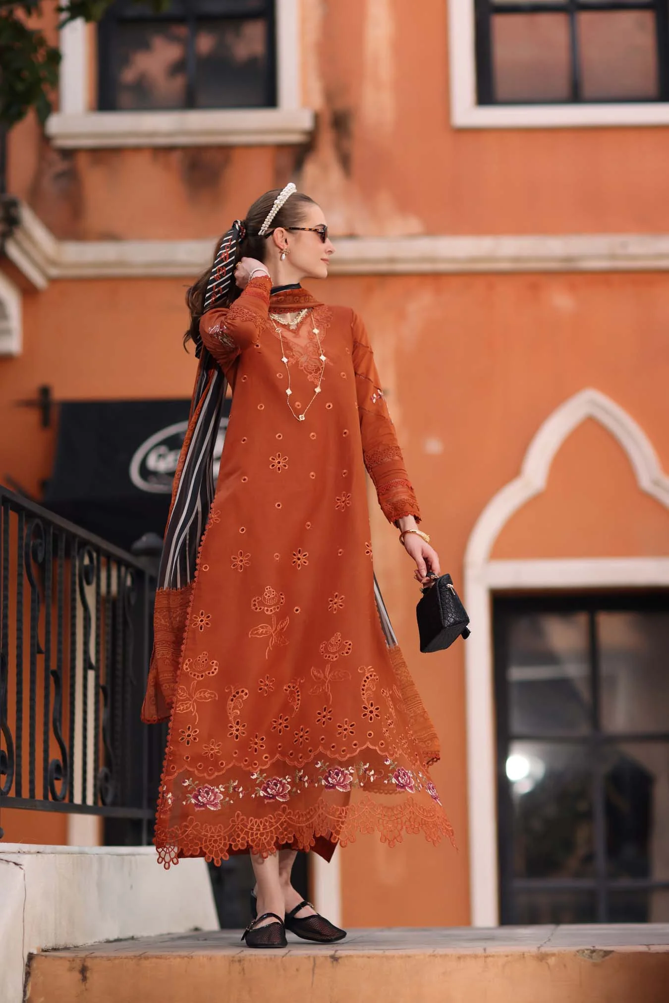 Saadia Asad D7 - A -Tangerine Royal Noor Eid Luxe Printskhaas 2026 - Image 2