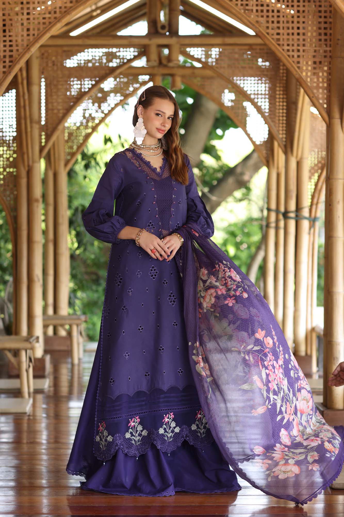 Saadia Asad D7-B Noor Eid Luxe Printedkari 2025 - Image 2