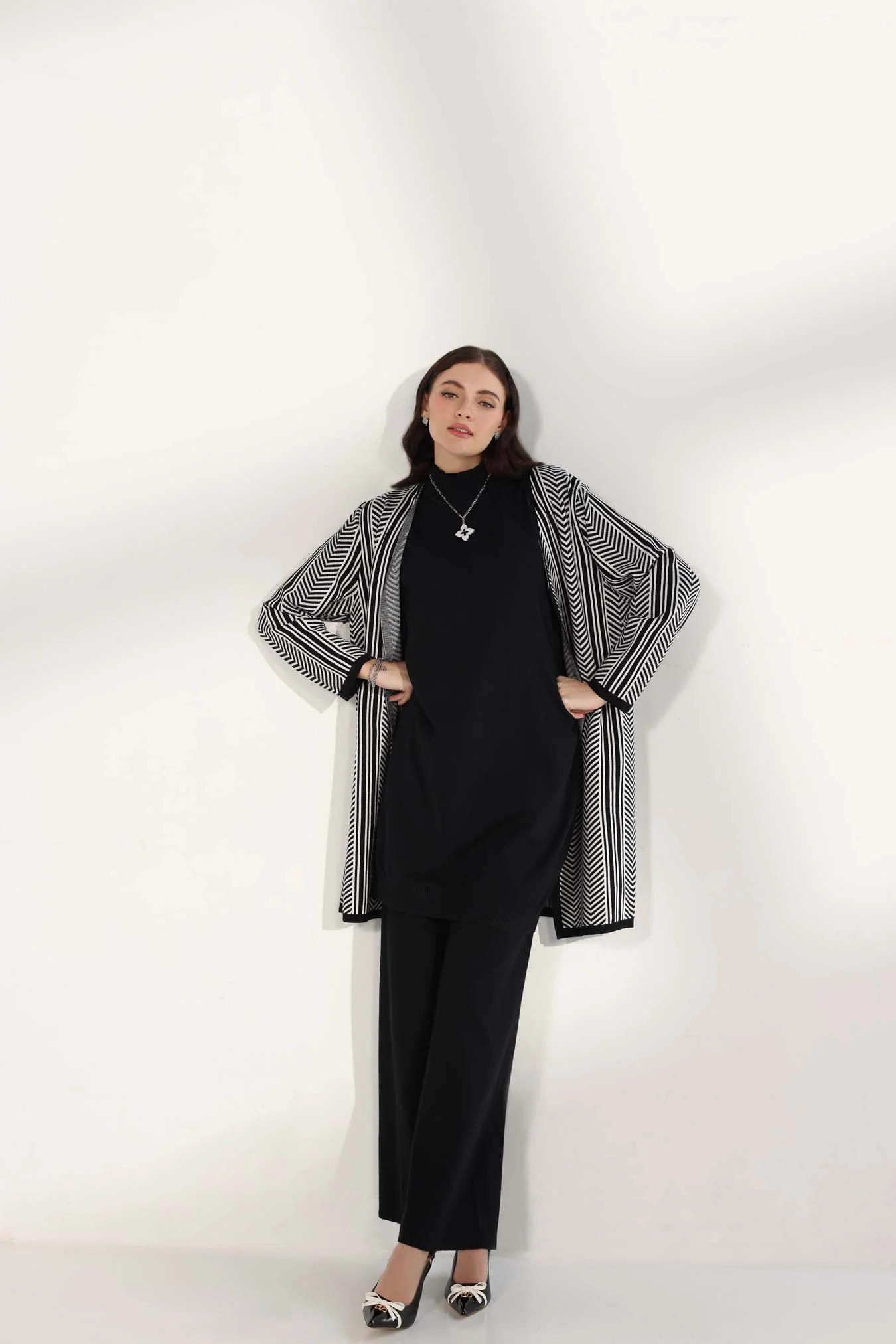 Saadia Asad D8 - Black/White Noor Western Drop 2025 - Image 2