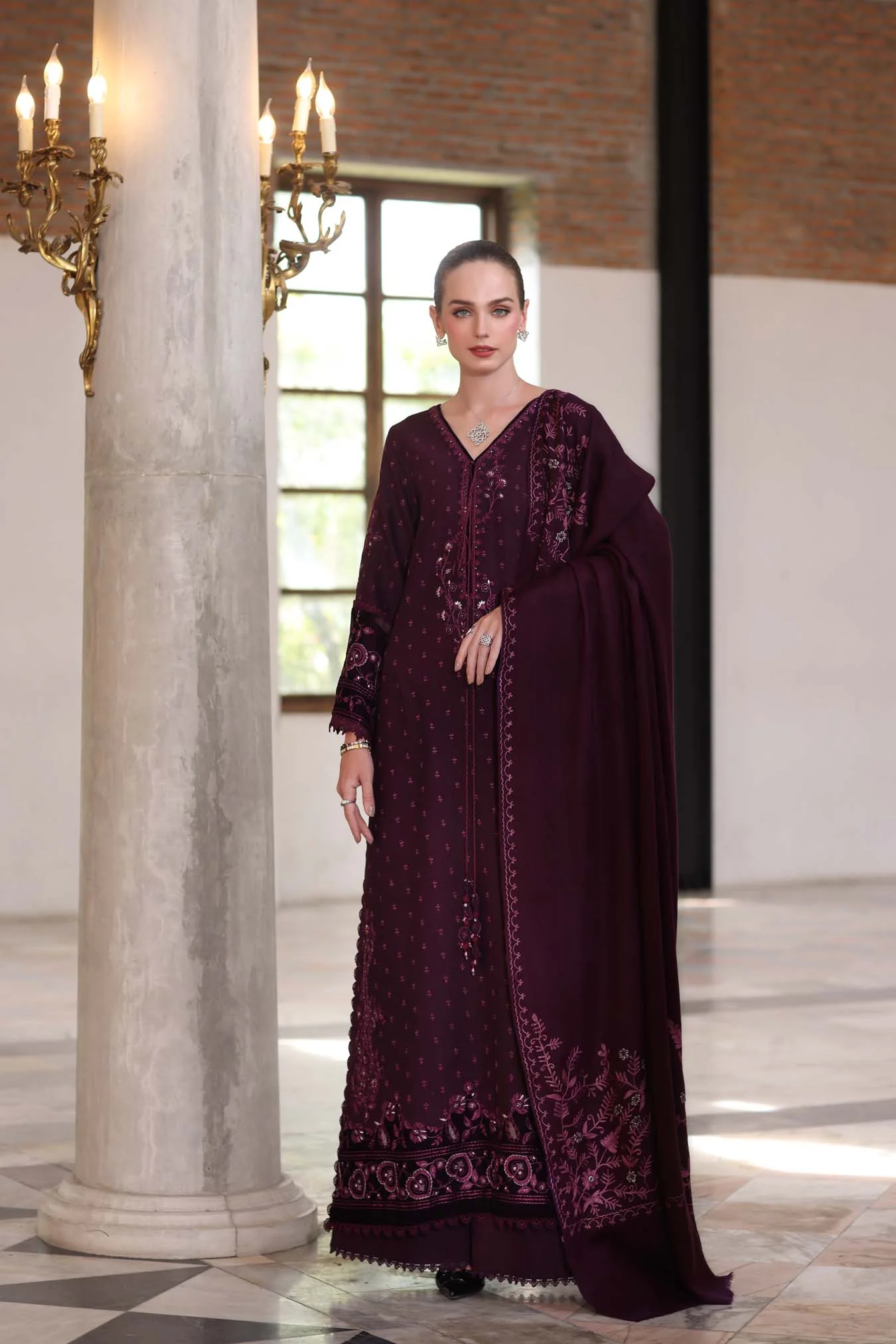 Saadia Asad Damson Noor Winter Pashmina Shawls 2025 - Image 2