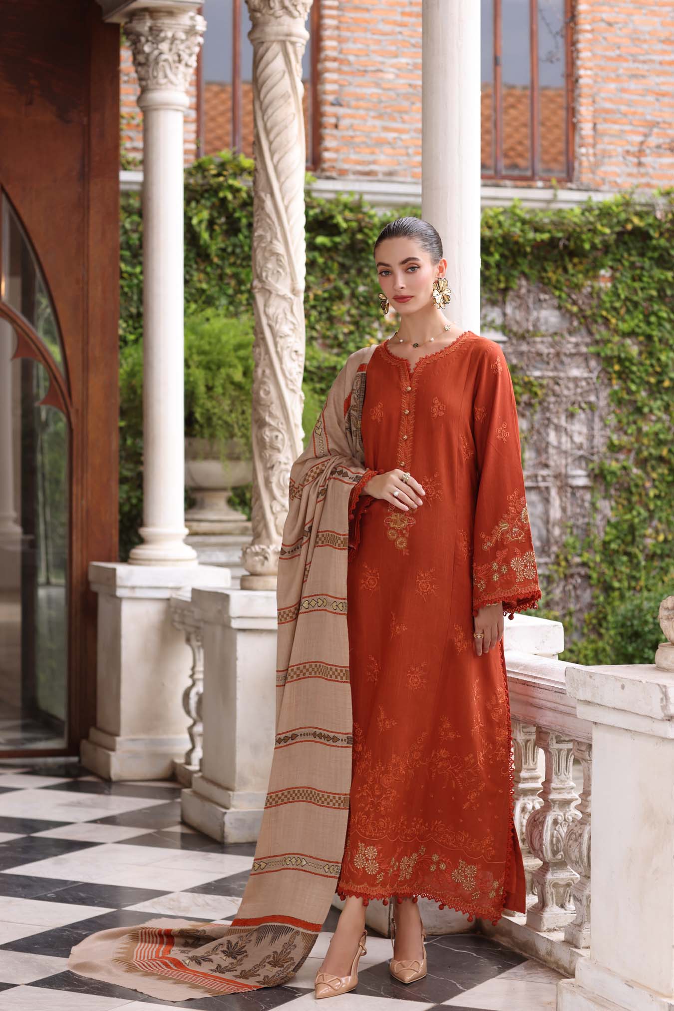 Saadia Asad Rustique Noor Winter Pashmina Shawl 2025