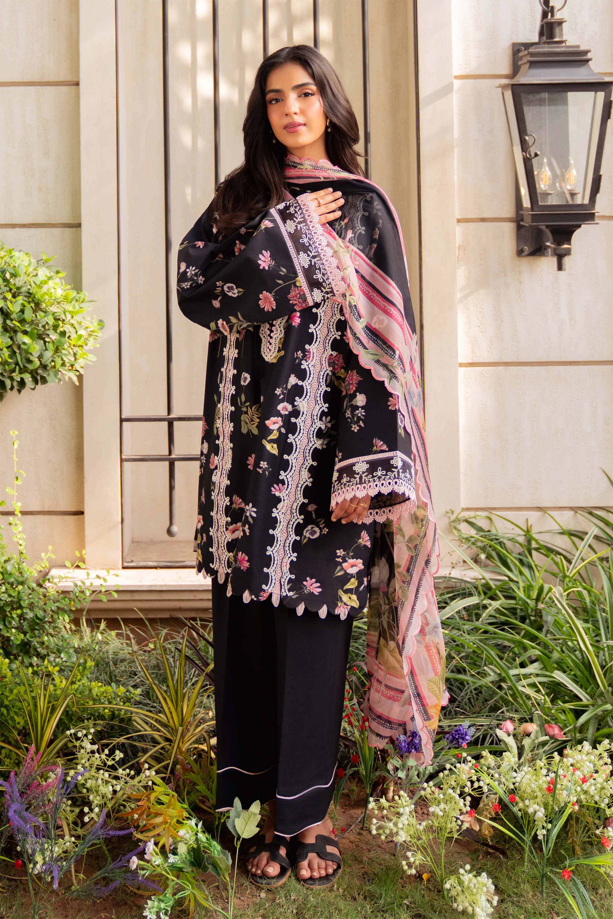 Sable Vogue SAL-01-25 Lila Summer Lawn 2025