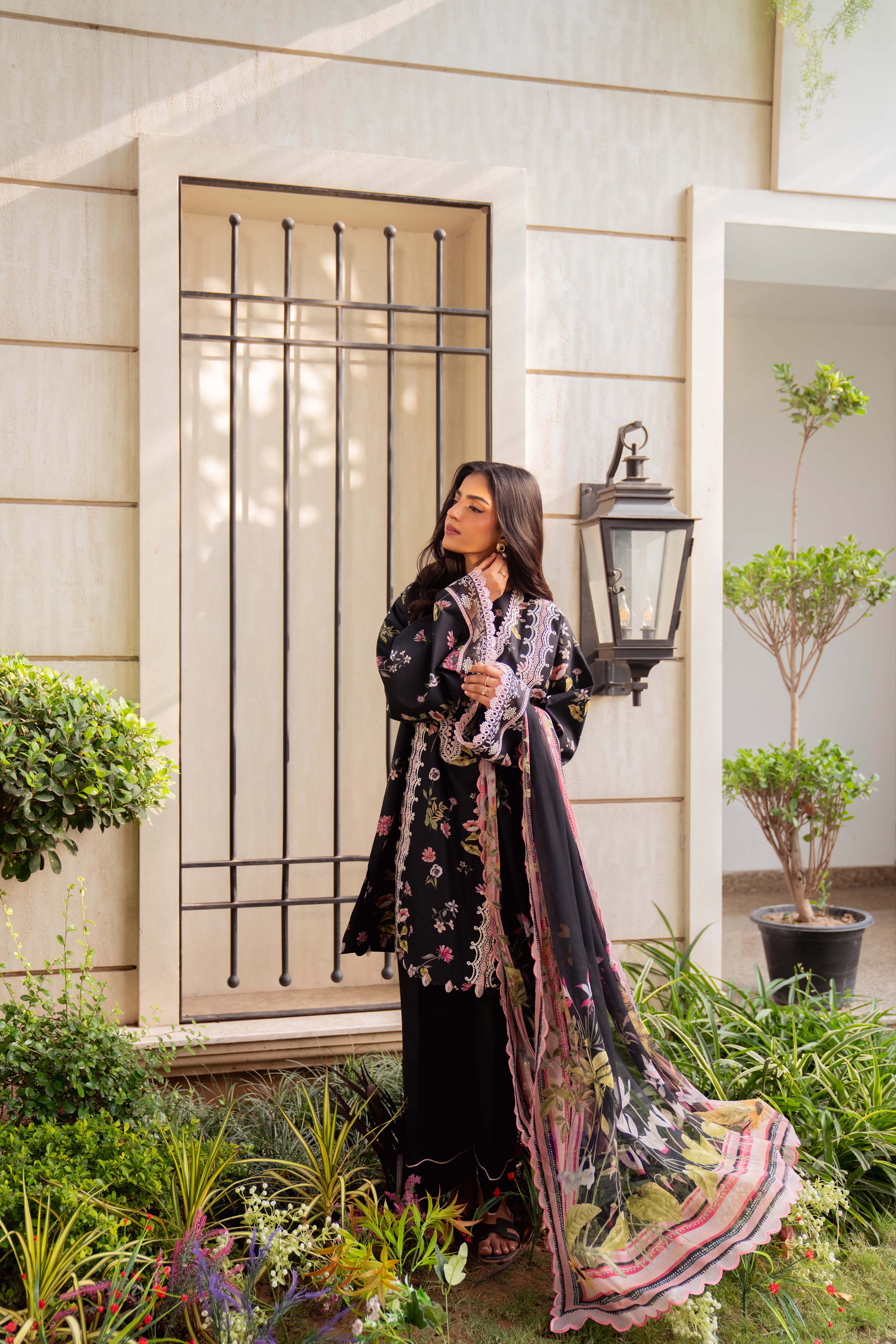 Sable Vogue SAL-01-25 Lila Summer Lawn 2025 - Image 2