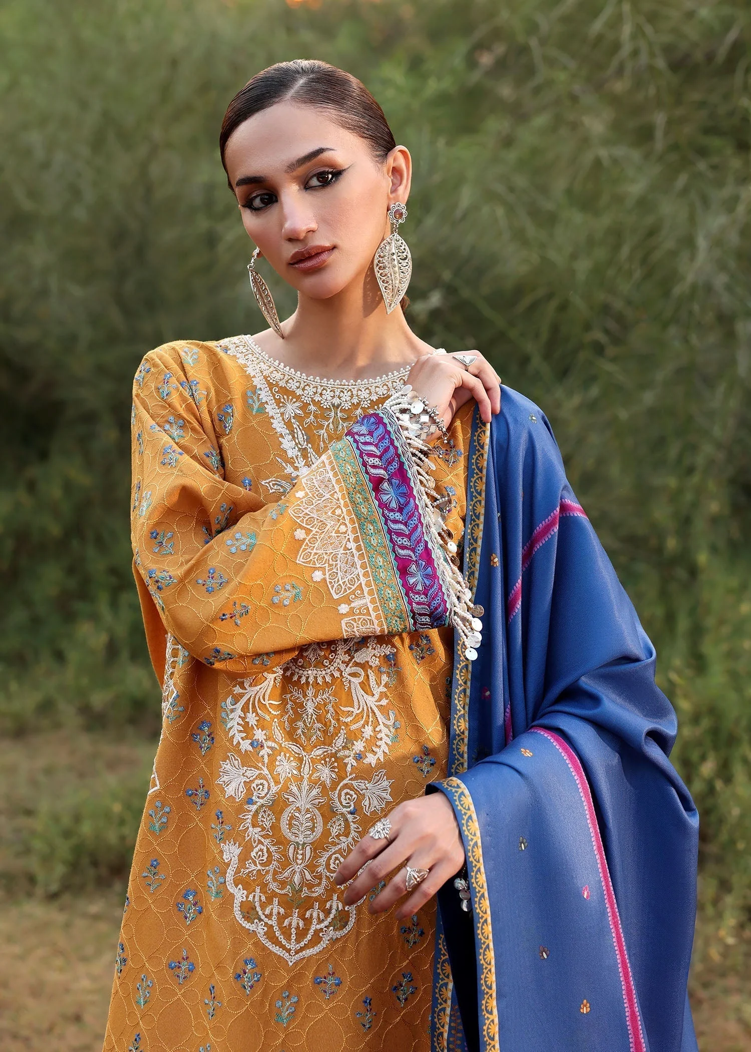 Sadaf Fawad Khan Gul Bahar Winter Shawl Collection 2025 - Image 2