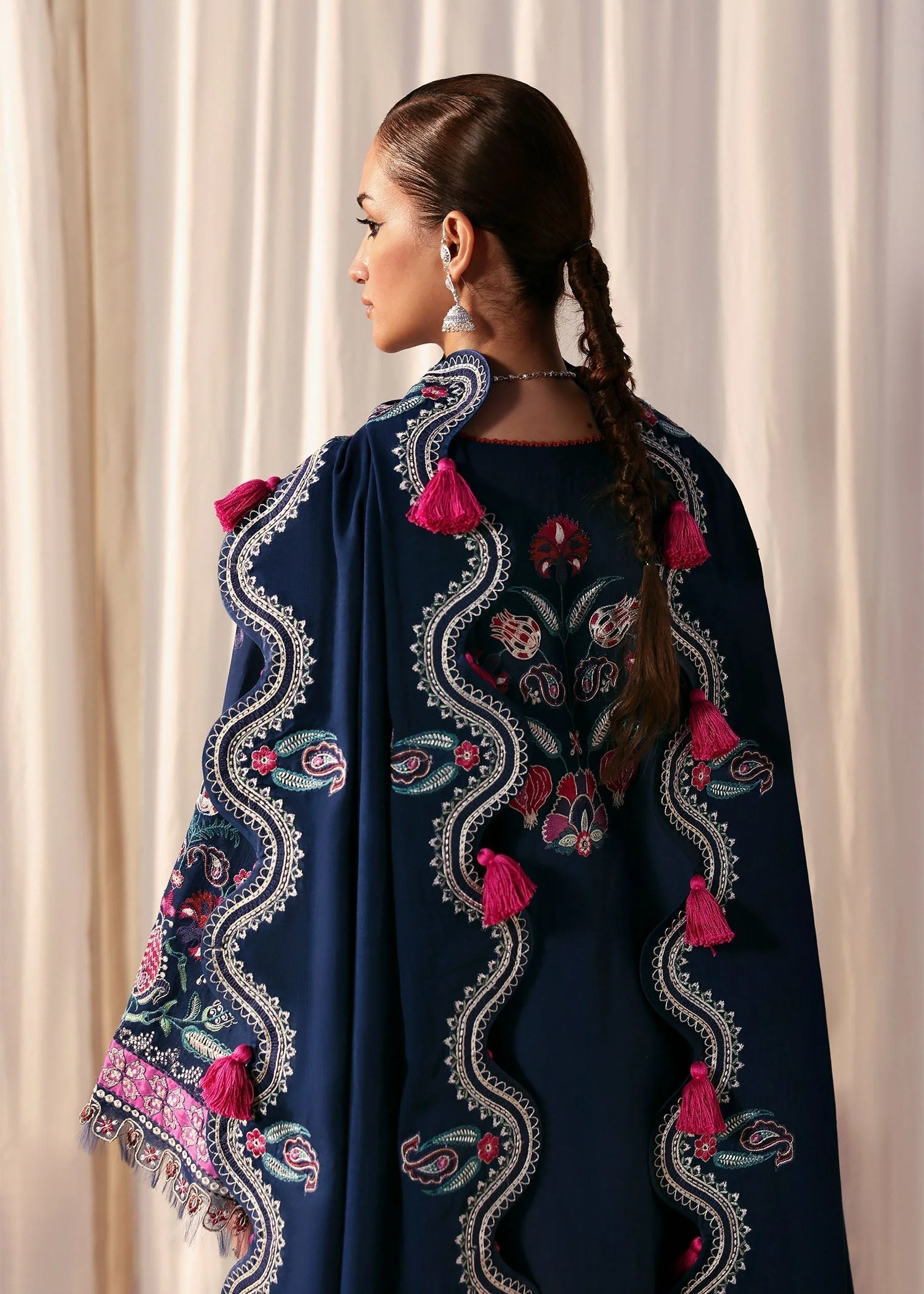Sadaf Fawad Khan Shahnoor Winter Shawl Collection 2025 - Image 2