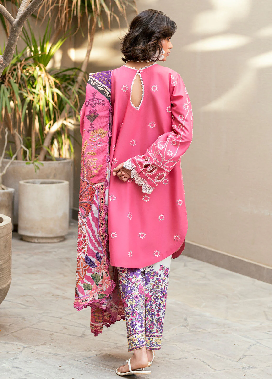 Sahane Store CT-20001 Zira Yaariyan Lawn Edit 2025 - Image 2