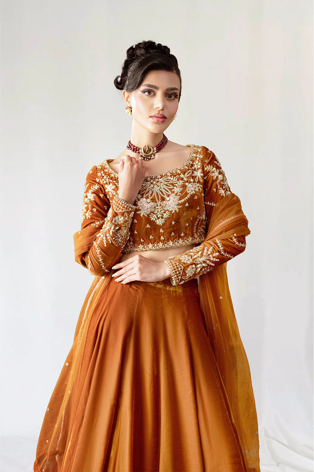 Saira Rizwan Amberin SRVP25-11 Velvet Pret 2025 - Image 2