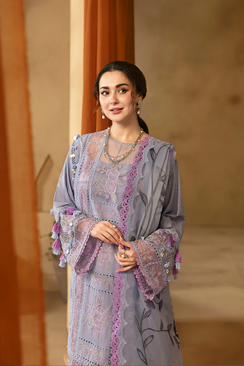 Saira Rizwan Edrina-srl25-03 Luxury Lawn 2025 - Image 2