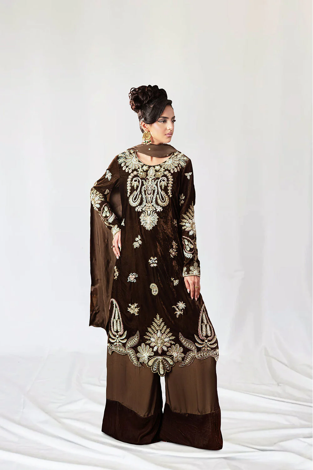 Saira Rizwan Gurr-SRVP25-09 Velvet Pret 2025