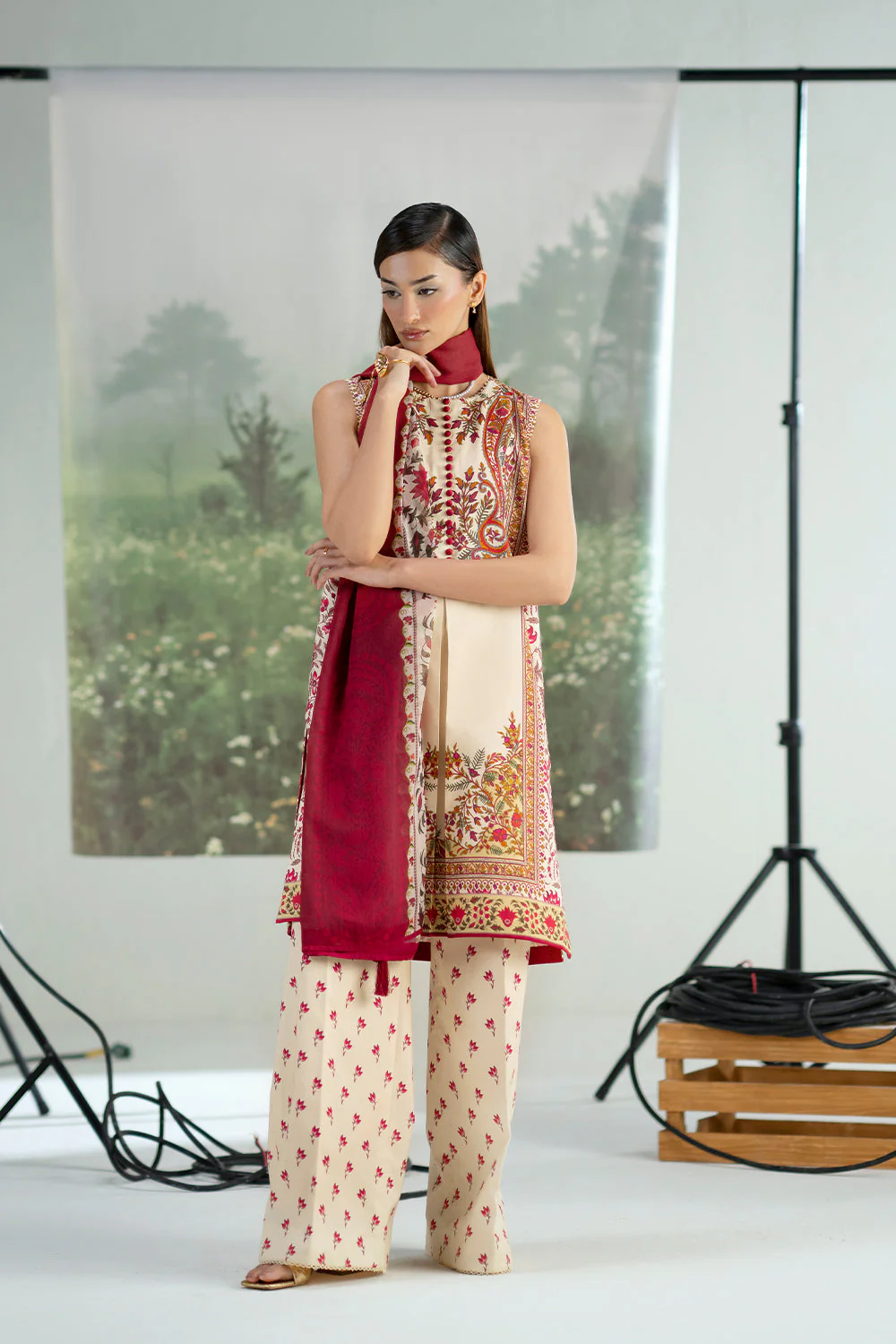 Saira Rizwan Sunday Stroll JPU25-08 Joolie Prints 2025