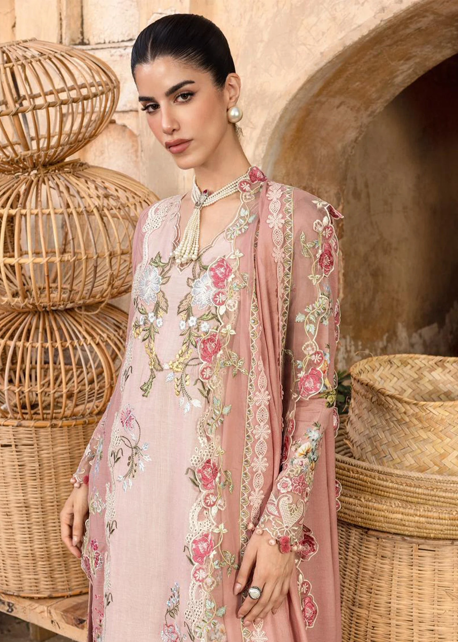 Saira Shakira Esmae 3-A Winter Collection 2025 - Image 2