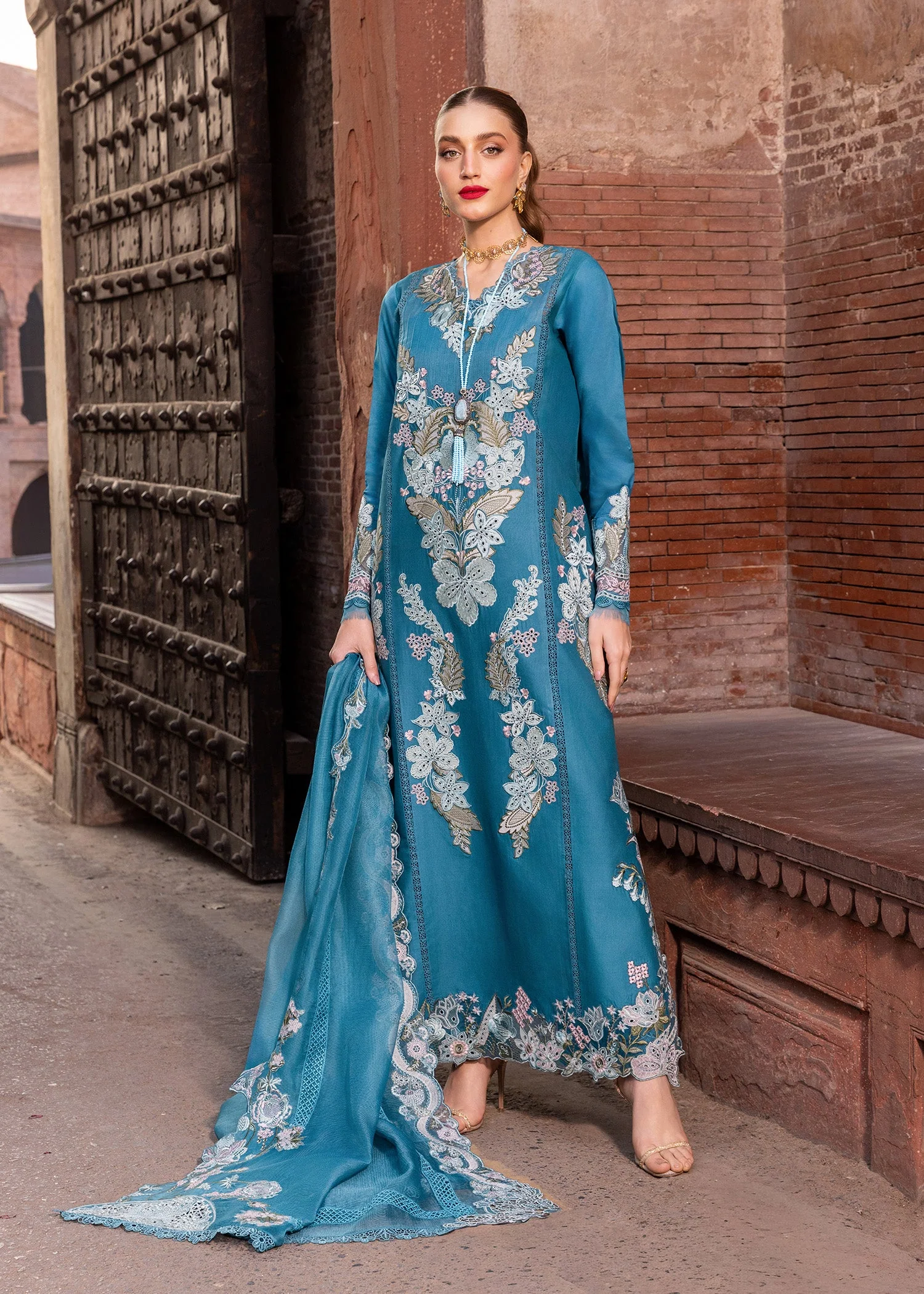 Saira Shakira Vera-9-A Breeze Summer Lawn 2026