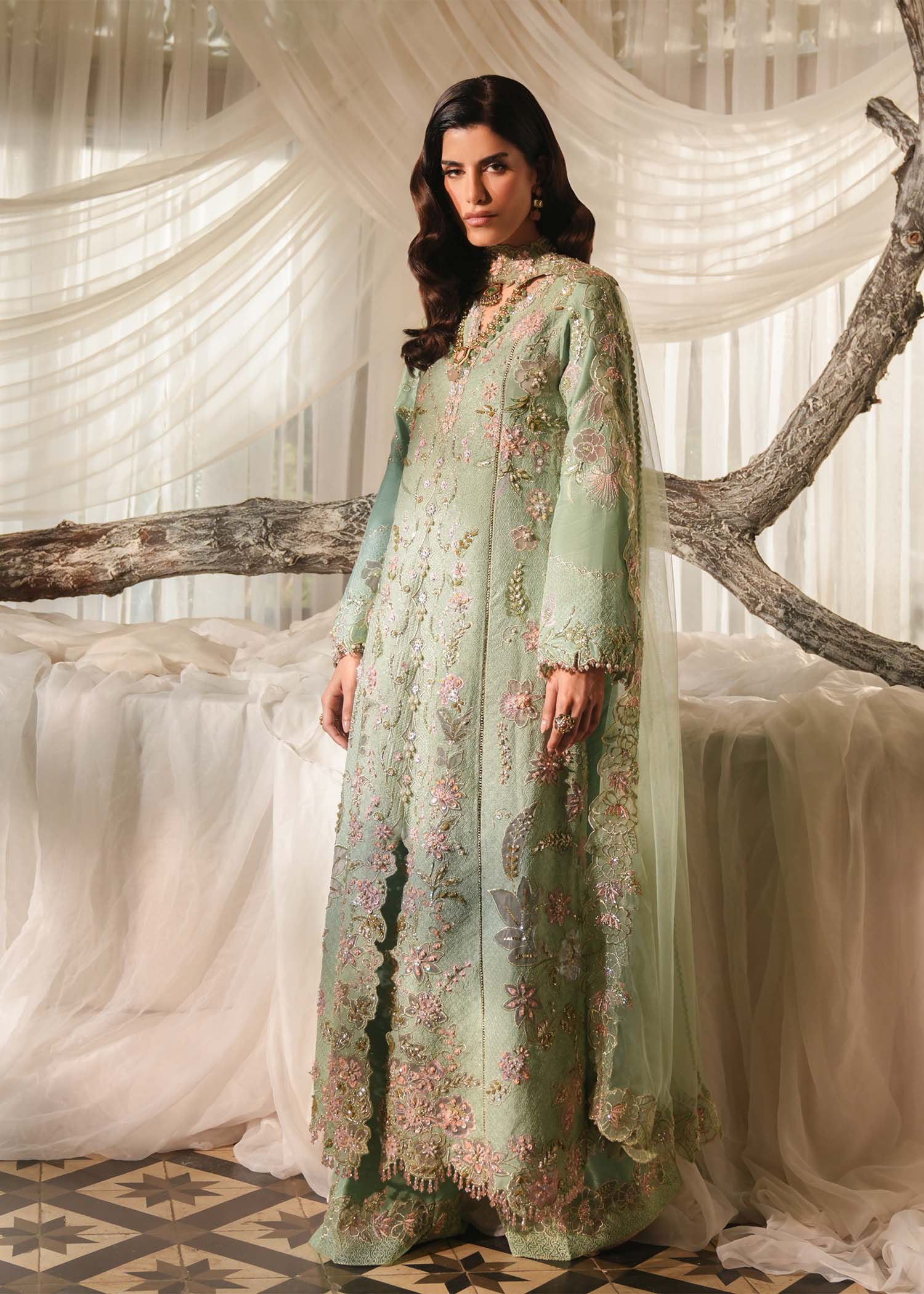 Saira Shakira Verdant-4 REVÉ Wedding Festive 2005