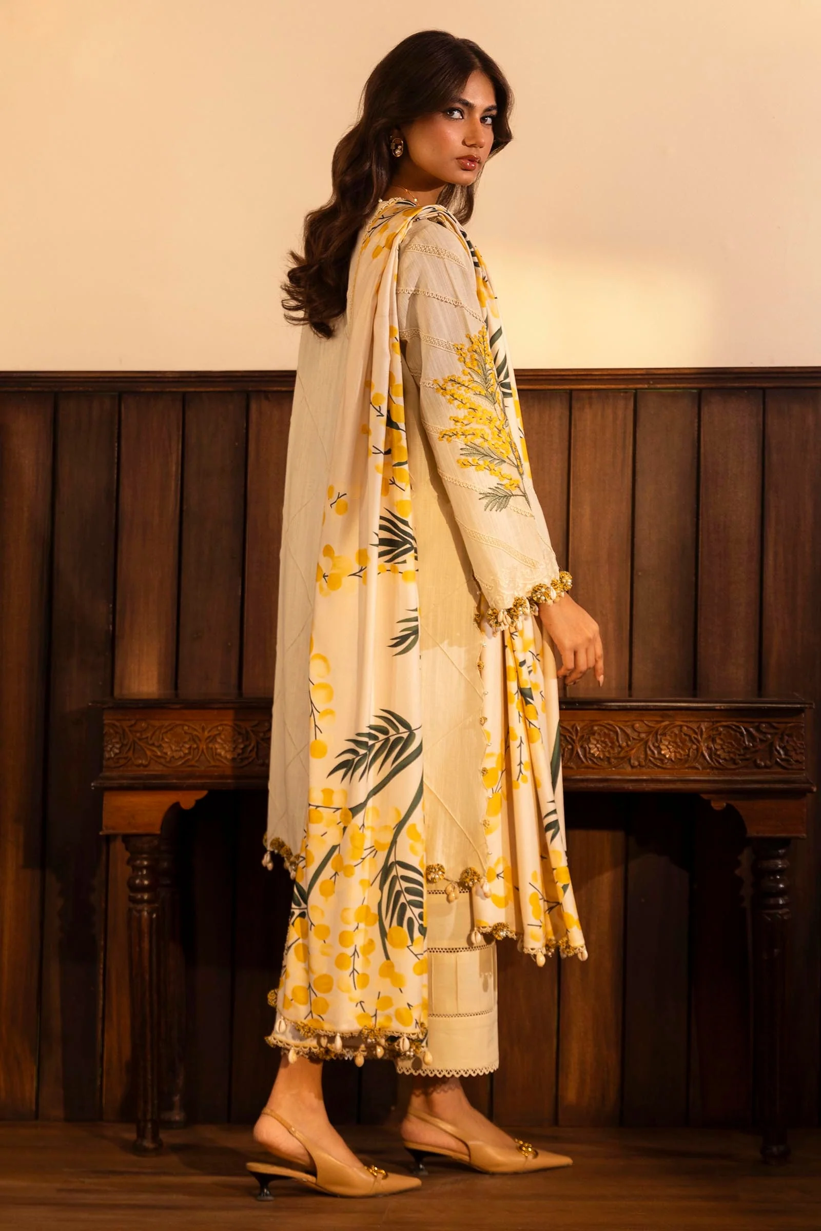 Sana Safinaz M243-007B-3CP Muzlin Winter 2024 - Image 2