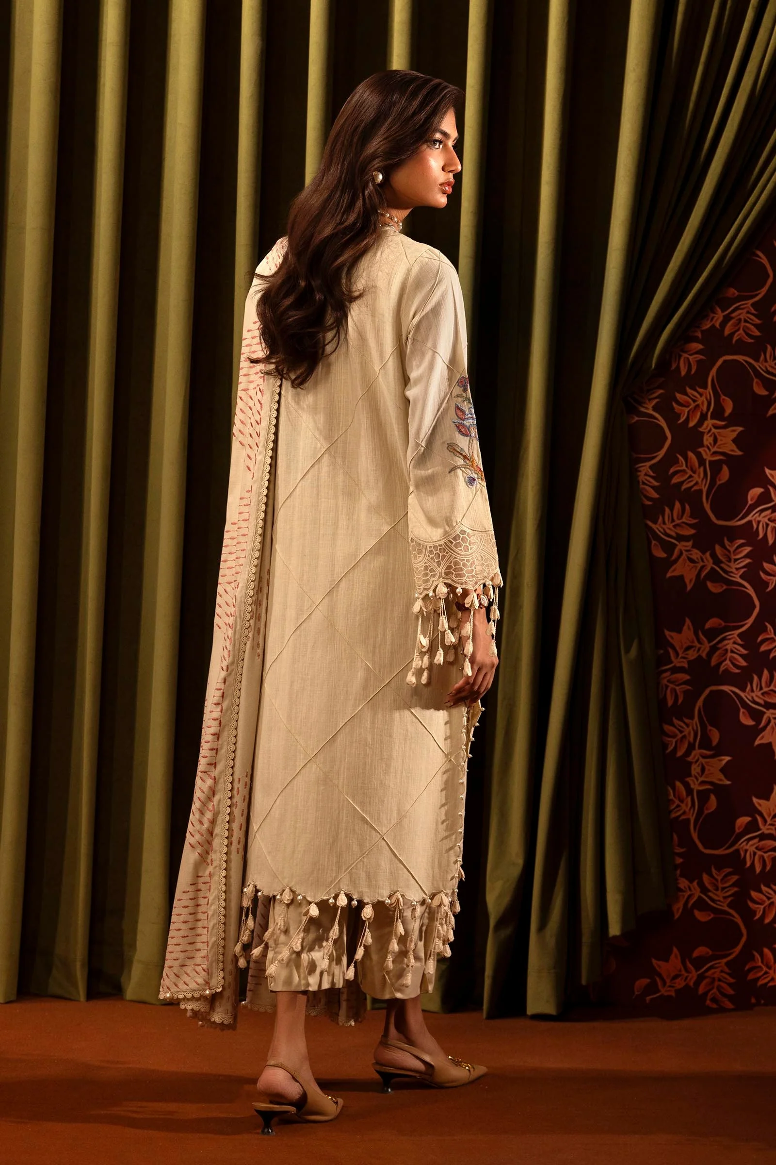 Sana Safinaz M243-009A-3CP Muzlin Winter 2024 - Image 2