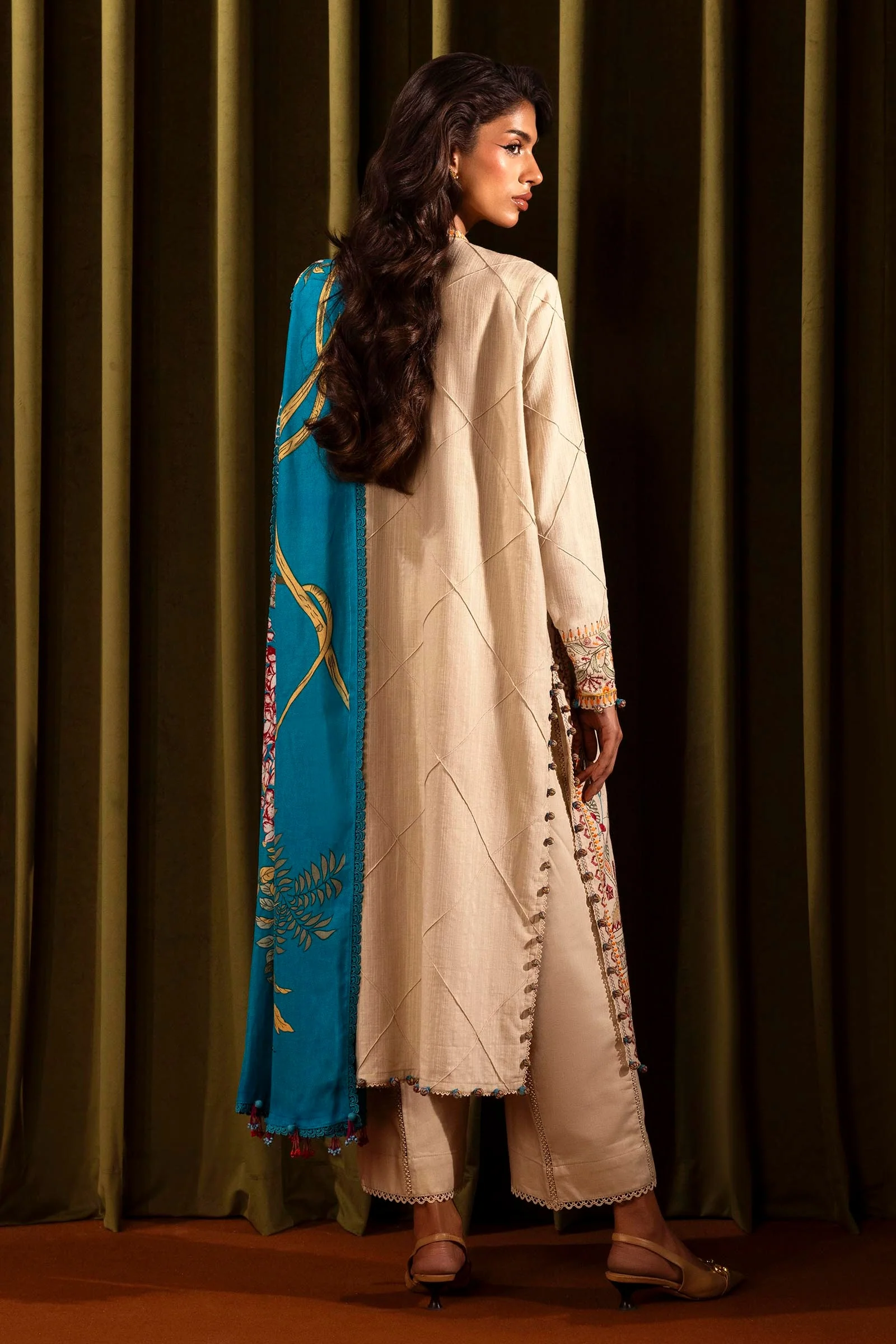 Sana Safinaz M243-014A-3CP Muzlin Winter 2024 - Image 2