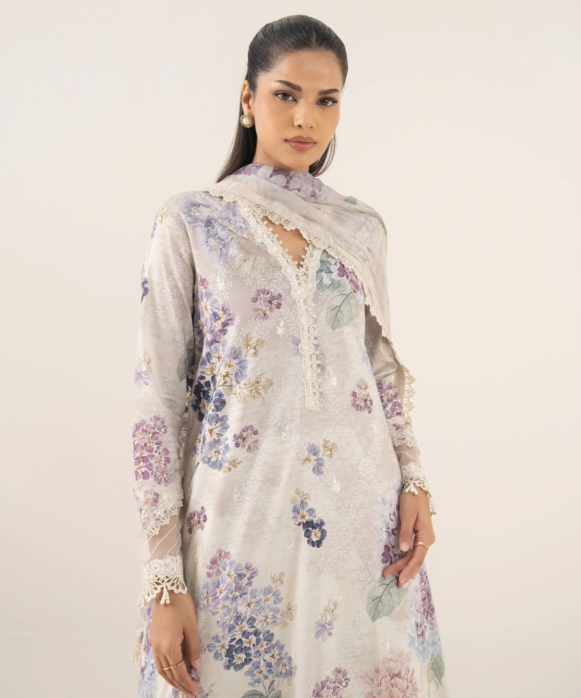 Sapphire 03PESD25V51B Festive Collection 2025 - Image 2