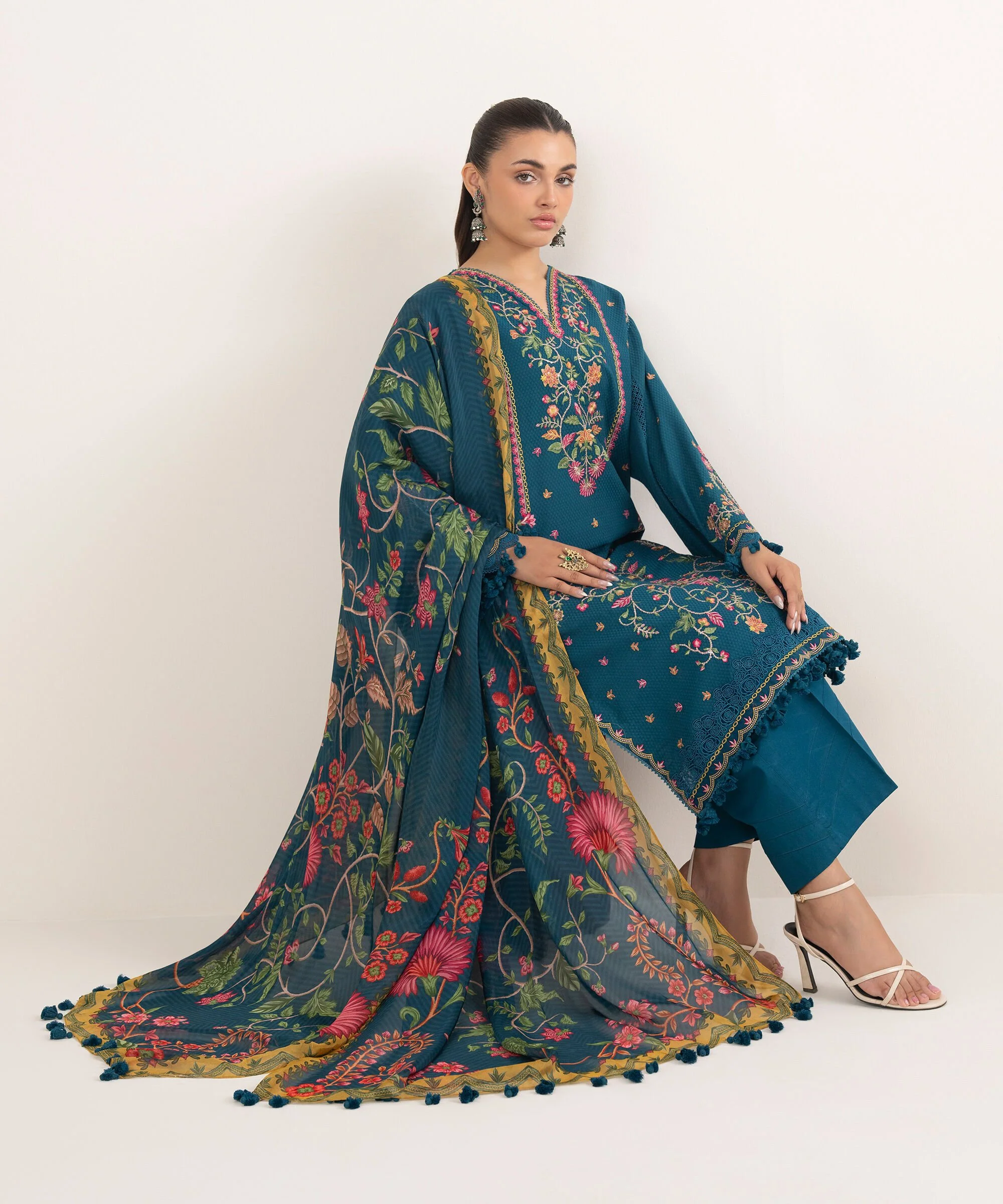 Sapphire 0PESD25V618B Festive Collection 2025 - Image 2