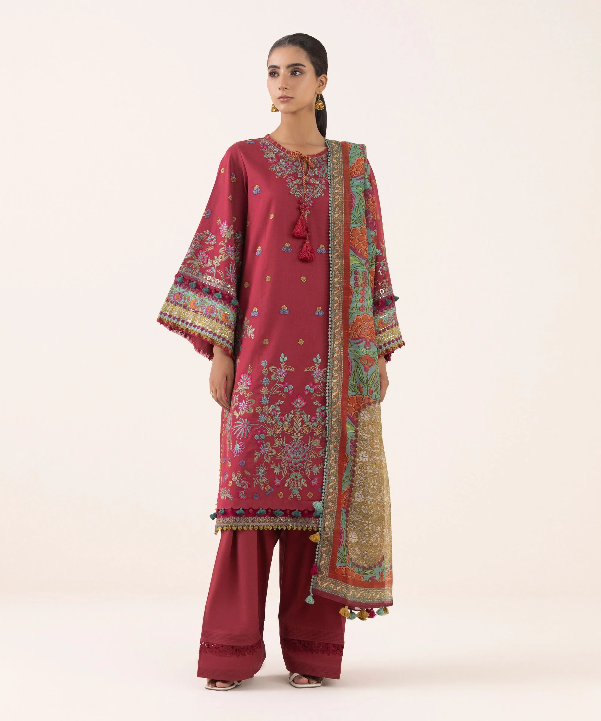 Sapphire 0PESG25V619B Festive Collection 2025