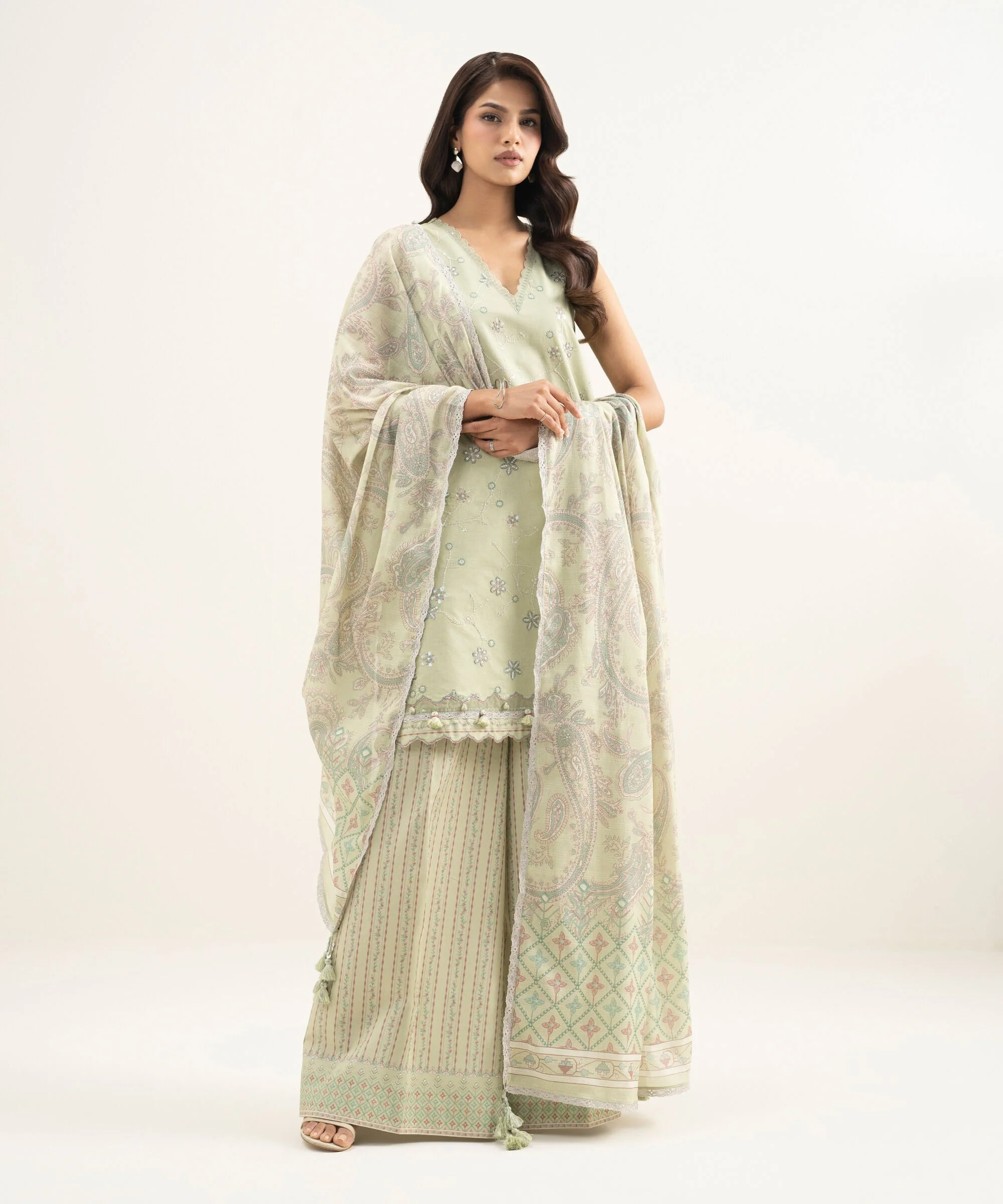 Sapphire 2TEDYS26V1462 Piece - Embroidered Lawn Suit Eid 1 2026