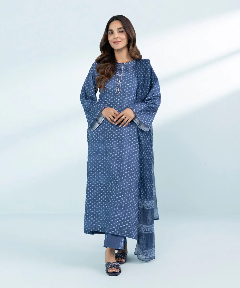 Sapphire 3 Piece - Embroidered Cambric Suit 00002523MOM1 Eid 1 RTW 2025