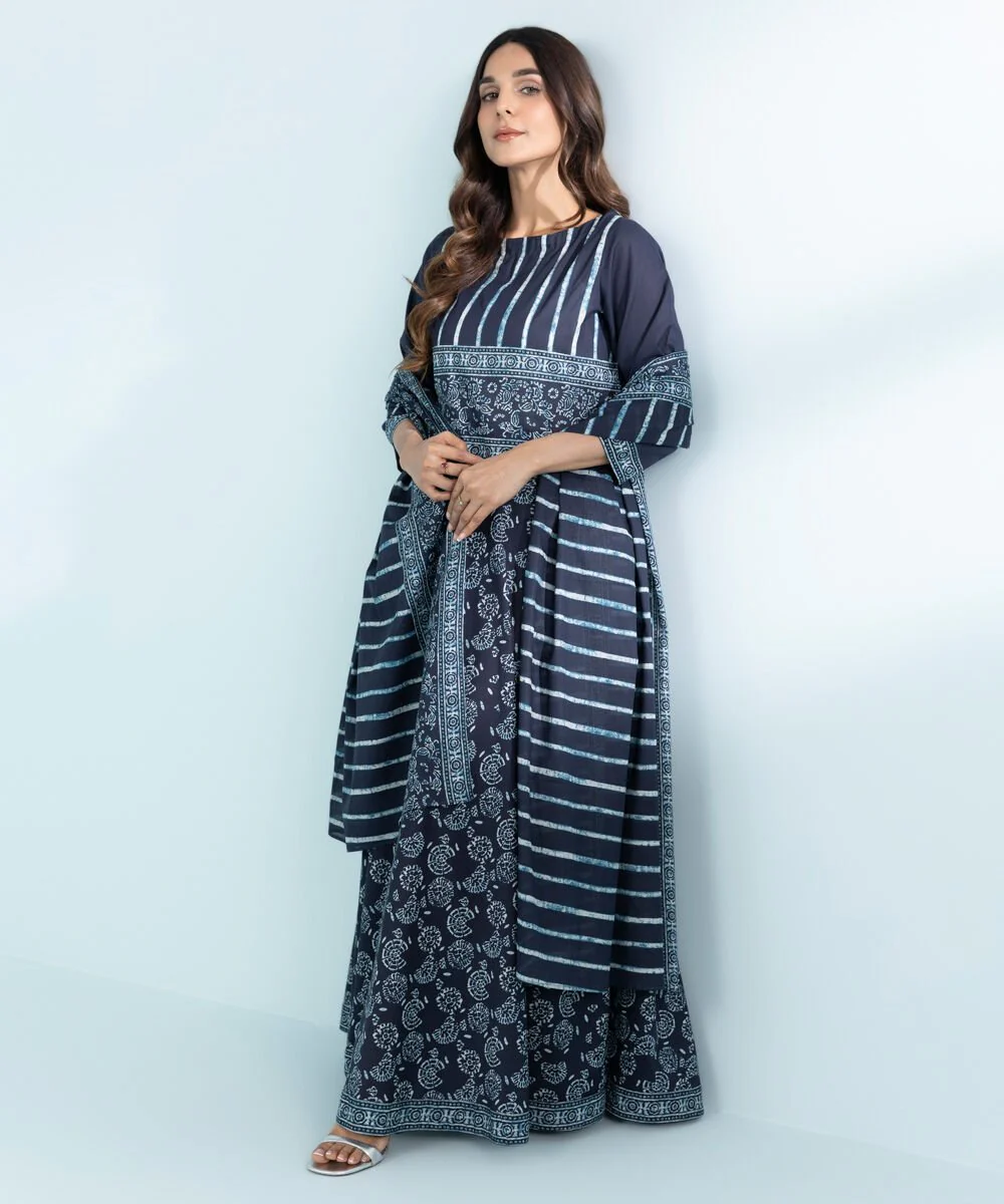 Sapphire 3 Piece - Printed Lawn Suit 00002523MOM3 Eid 1 RTW 2025