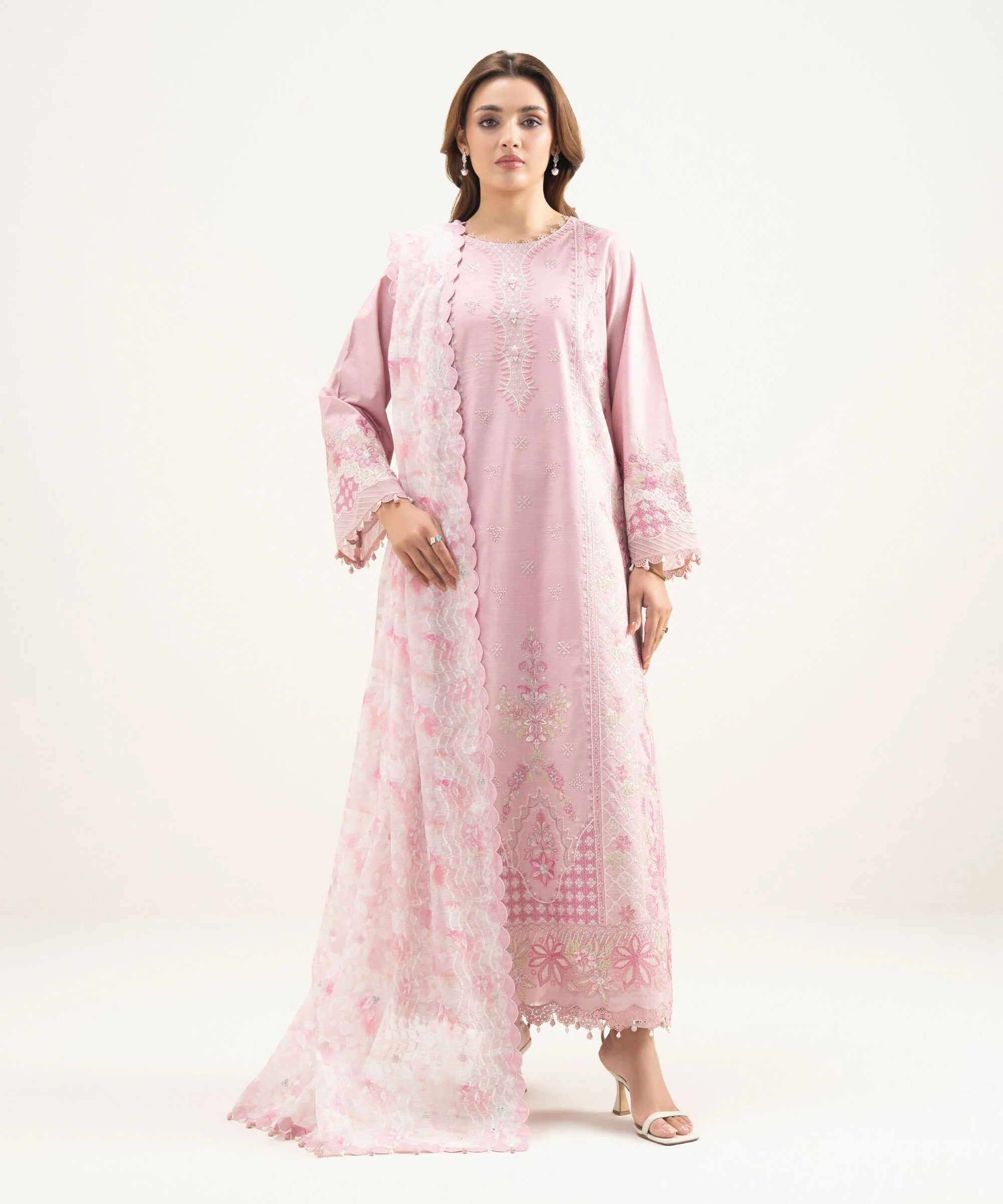 Sapphire 3PEDYS26V16B Embroidered Lawn Suit Eid 1 2026